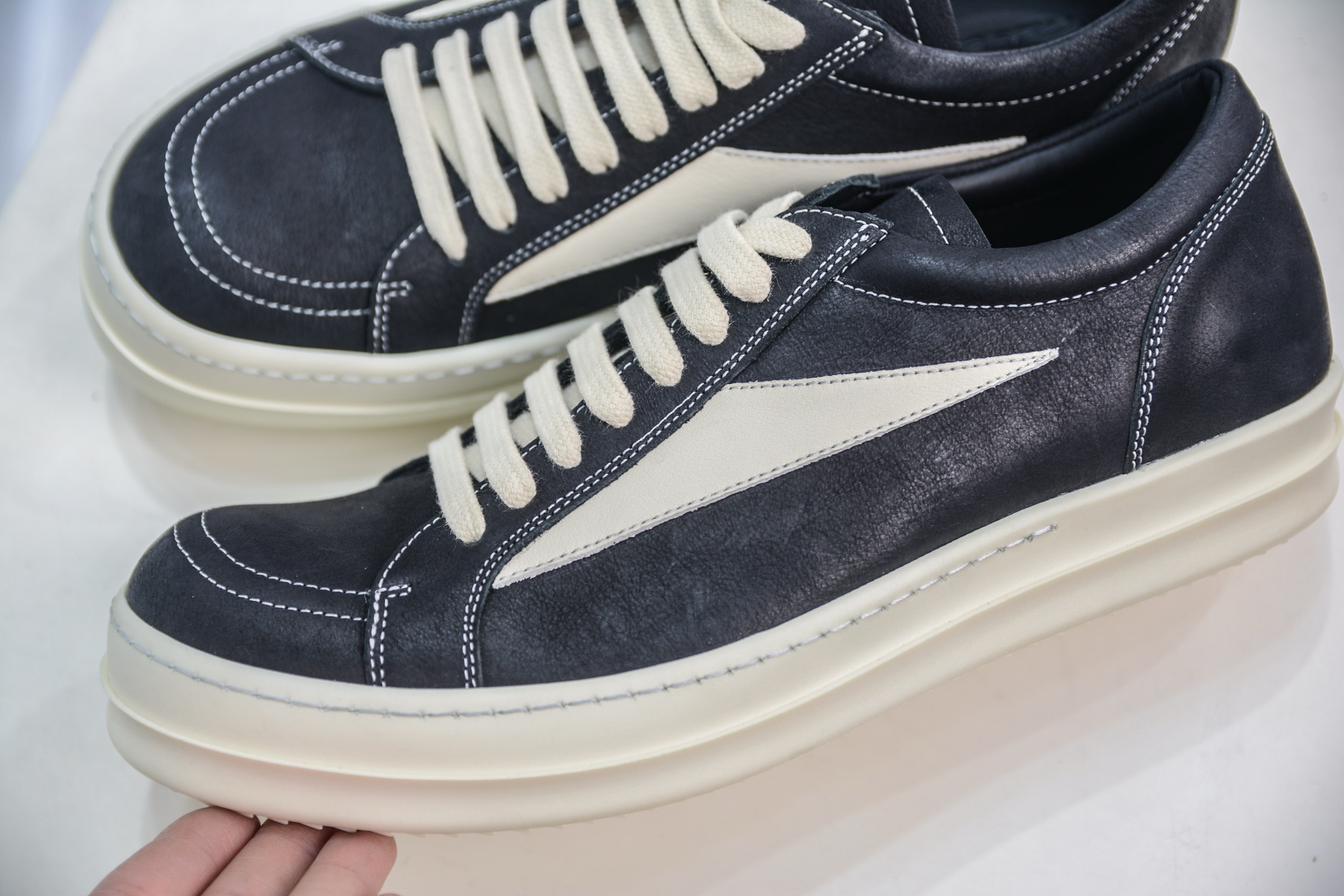 480  OG纯原 Rick Owens Drkshdw 瑞克·欧文斯低帮 黑白油蜡皮 时尚运动板鞋