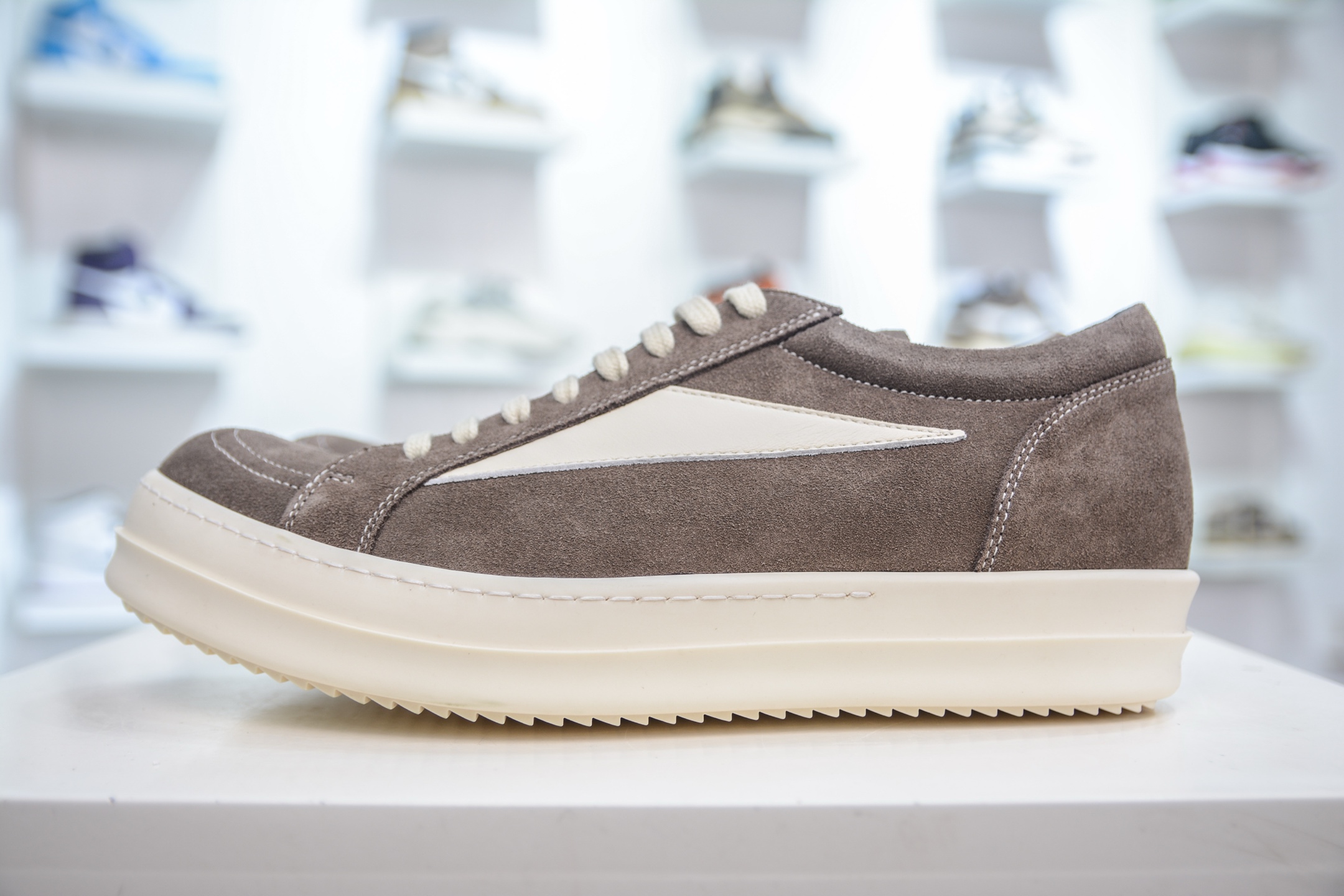 480  OG纯原 Rick Owens Drkshdw 瑞克·欧文斯低帮 摩卡麂皮 时尚运动板鞋