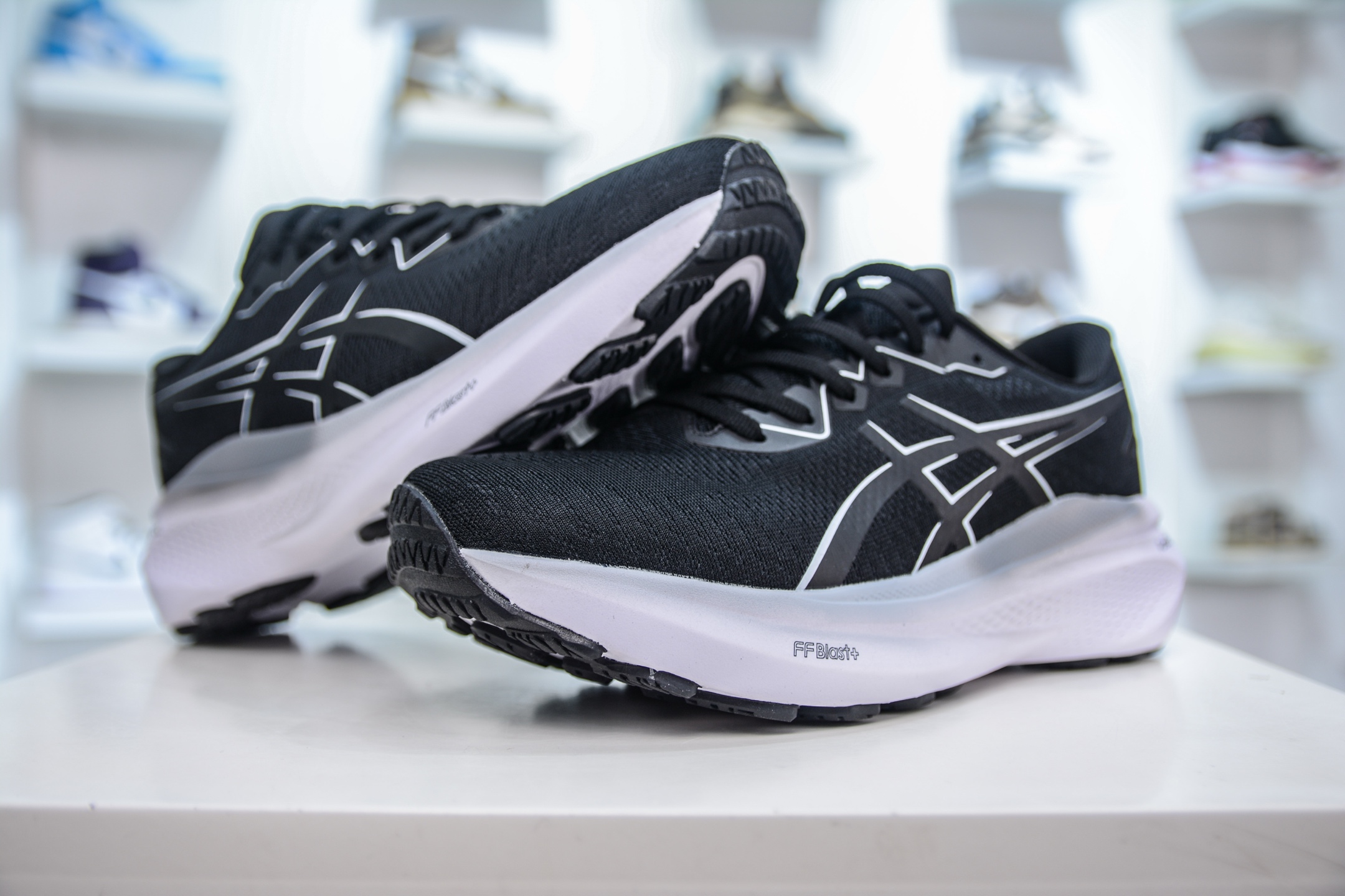 Asics Gel-Jadeite 3 亚瑟士运动休闲透气专业跑鞋 1012B548-001