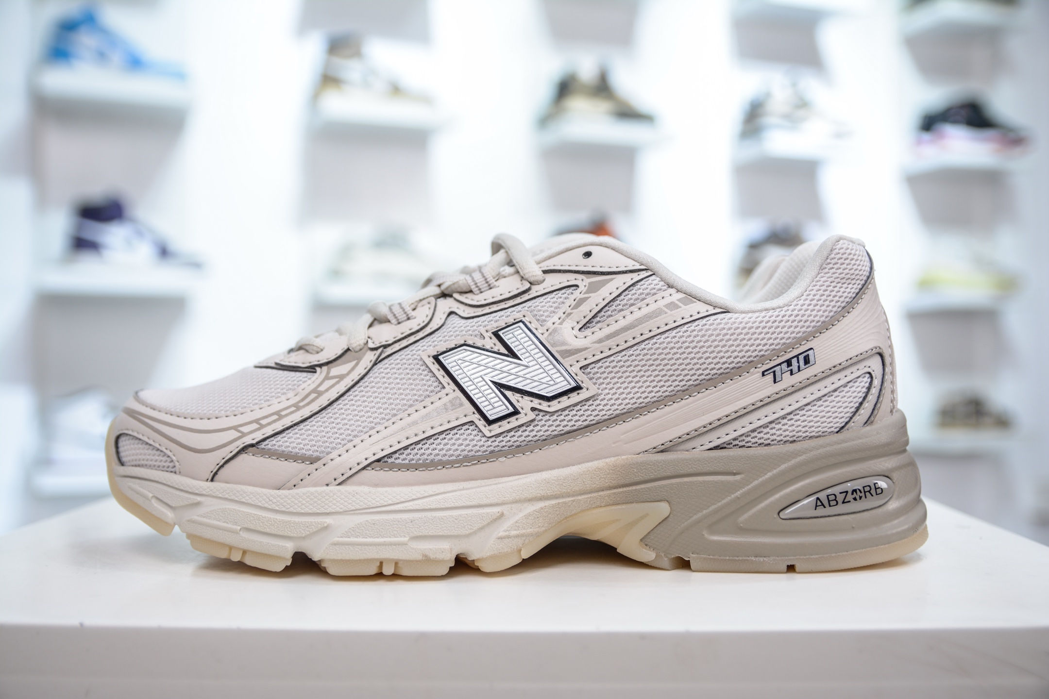 190  DT纯原 New Balance 740系列 复古休闲运动慢跑鞋  U740LN1