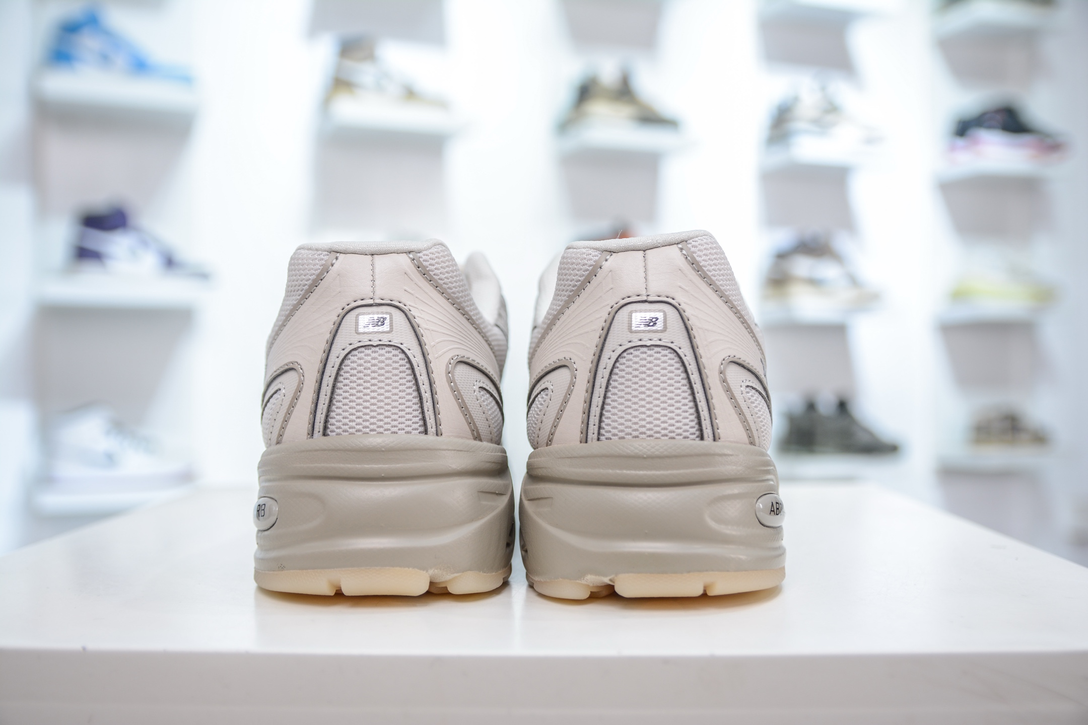 190  DT纯原 New Balance 740系列 复古休闲运动慢跑鞋  U740LN1