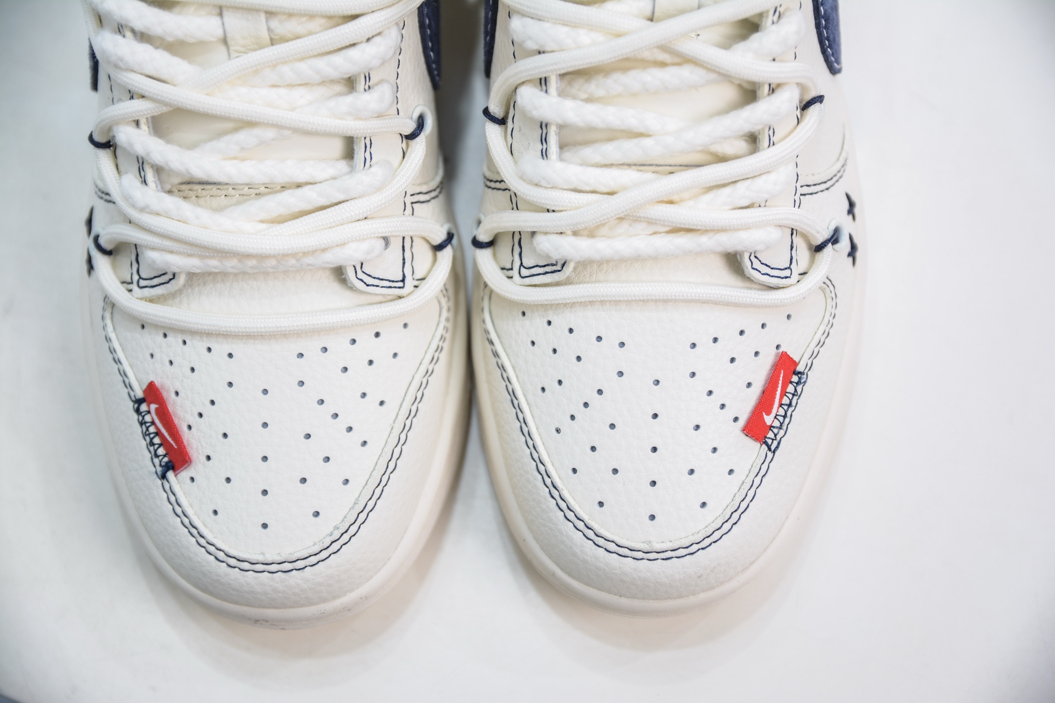 300  Nike SB Dunk Low x The North Face x CDG CDG北面联名-米白绑带黑勾   YX5066-283