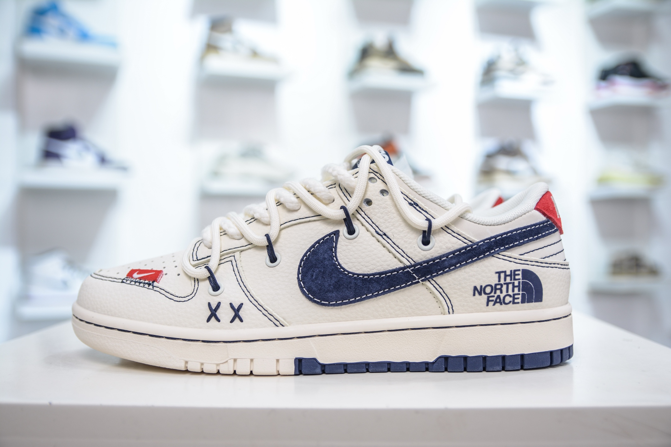 300  Nike SB Dunk Low x The North Face x CDG CDG北面联名-米白绑带黑勾   YX5066-283