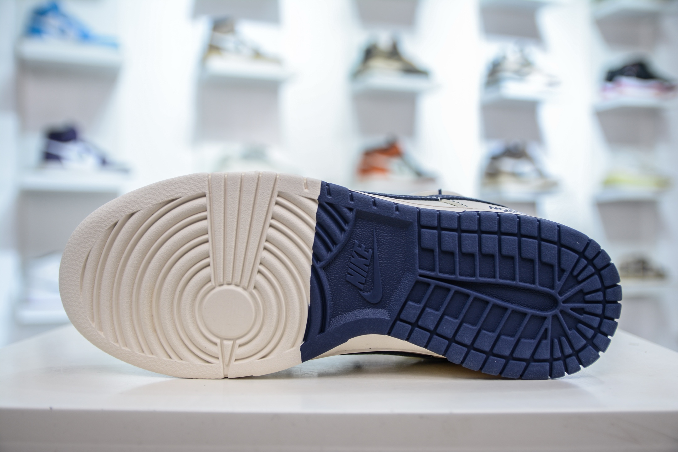300  Nike SB Dunk Low x The North Face x CDG CDG北面联名-米白绑带黑勾   YX5066-283