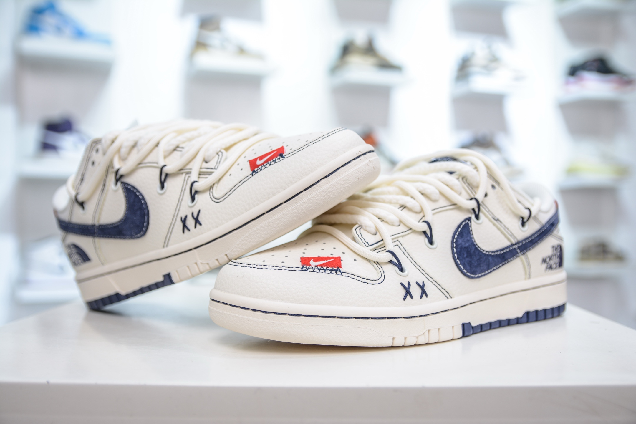300  Nike SB Dunk Low x The North Face x CDG CDG北面联名-米白绑带黑勾   YX5066-283
