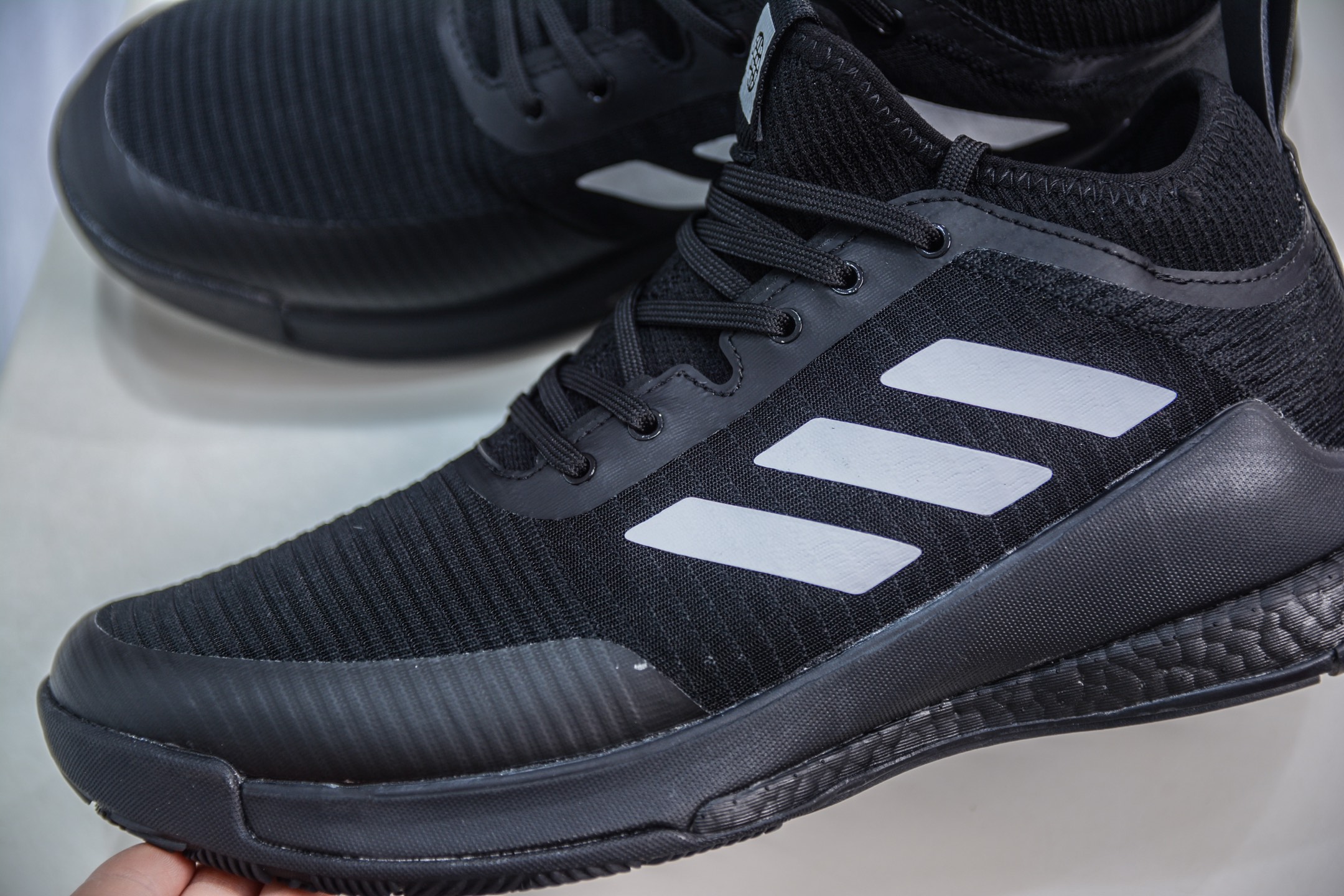 260  ADIDAS CRAZYFLIGHT MID 运动鞋记忆回弹BOOST真爆大底 运动排球鞋  HQ3490