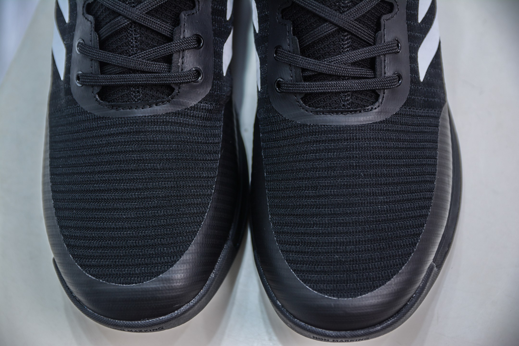 260  ADIDAS CRAZYFLIGHT MID 运动鞋记忆回弹BOOST真爆大底 运动排球鞋  HQ3490