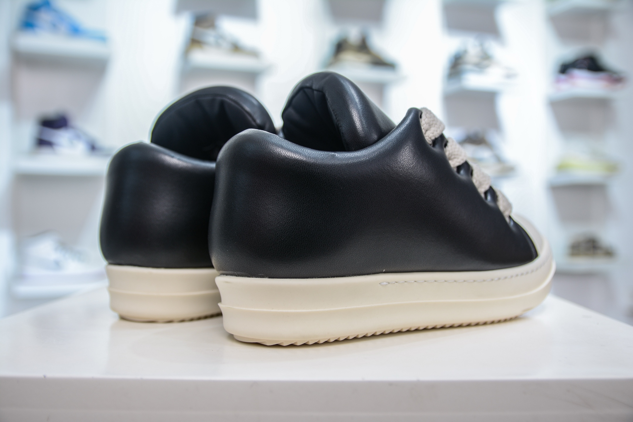 480  OG纯原 RO欧文斯Rickowens 主线 “西瓜头款式黑色皮面粗鞋带面包鞋”