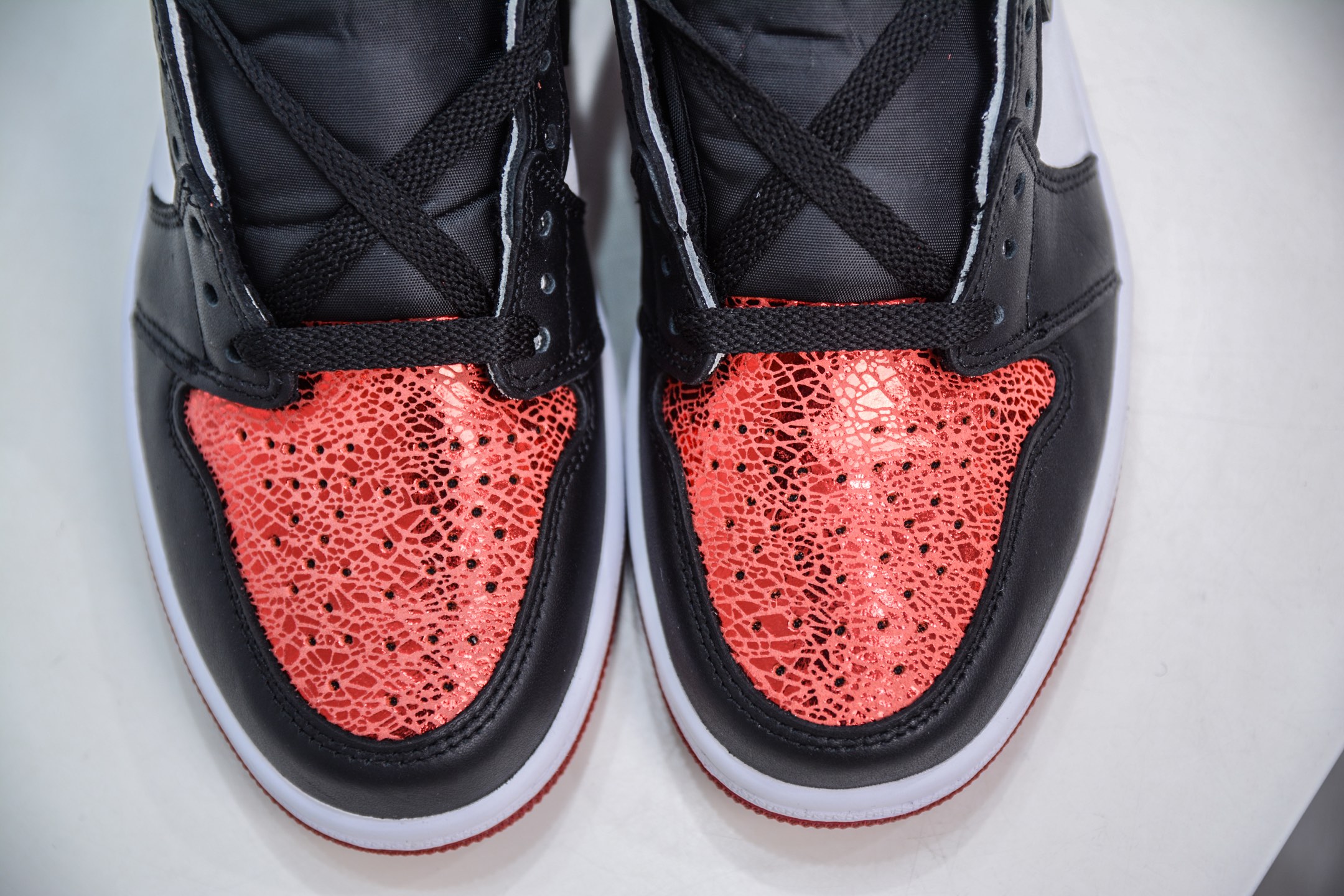 260 F版 Air Jordan AJ1 Retro High 高帮 红宝石 红蛇   FD2596-602