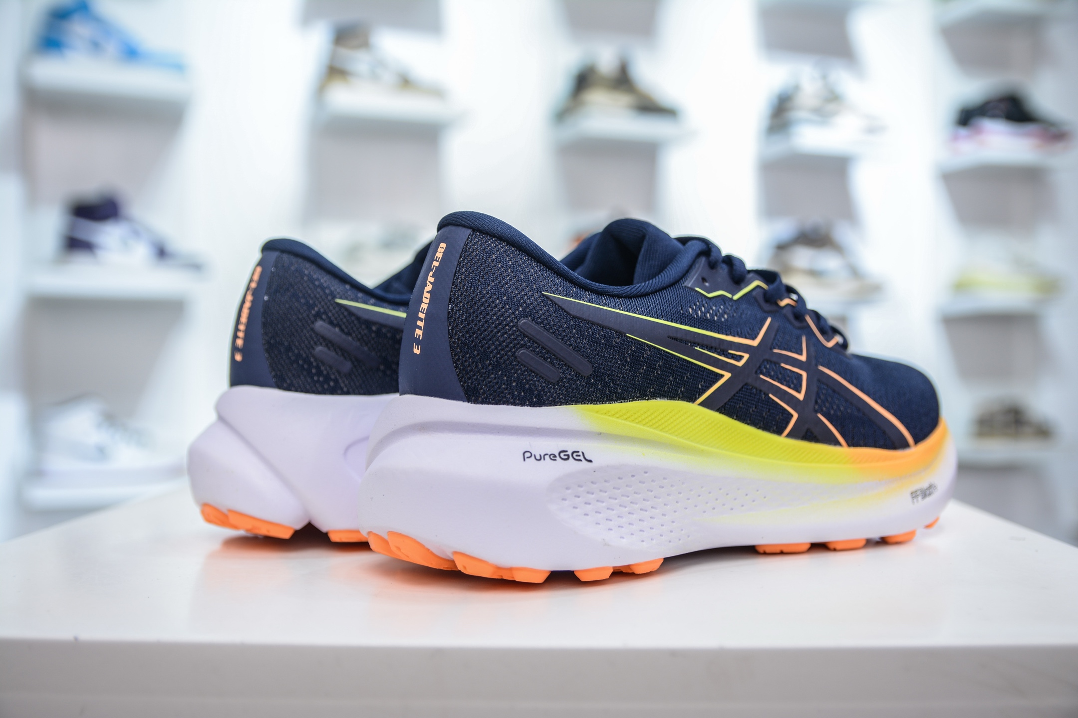 190  Asics Gel-Jadeite 3 亚瑟士运动休闲透气专业跑鞋 ASICS GEL技术 1012B548-003