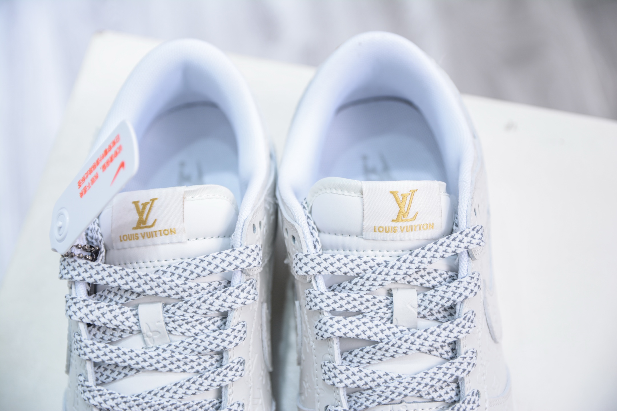 280  Nike SB Dunk Low x Louis Vuitton LV联名-灰白暗印花   XX3168-140