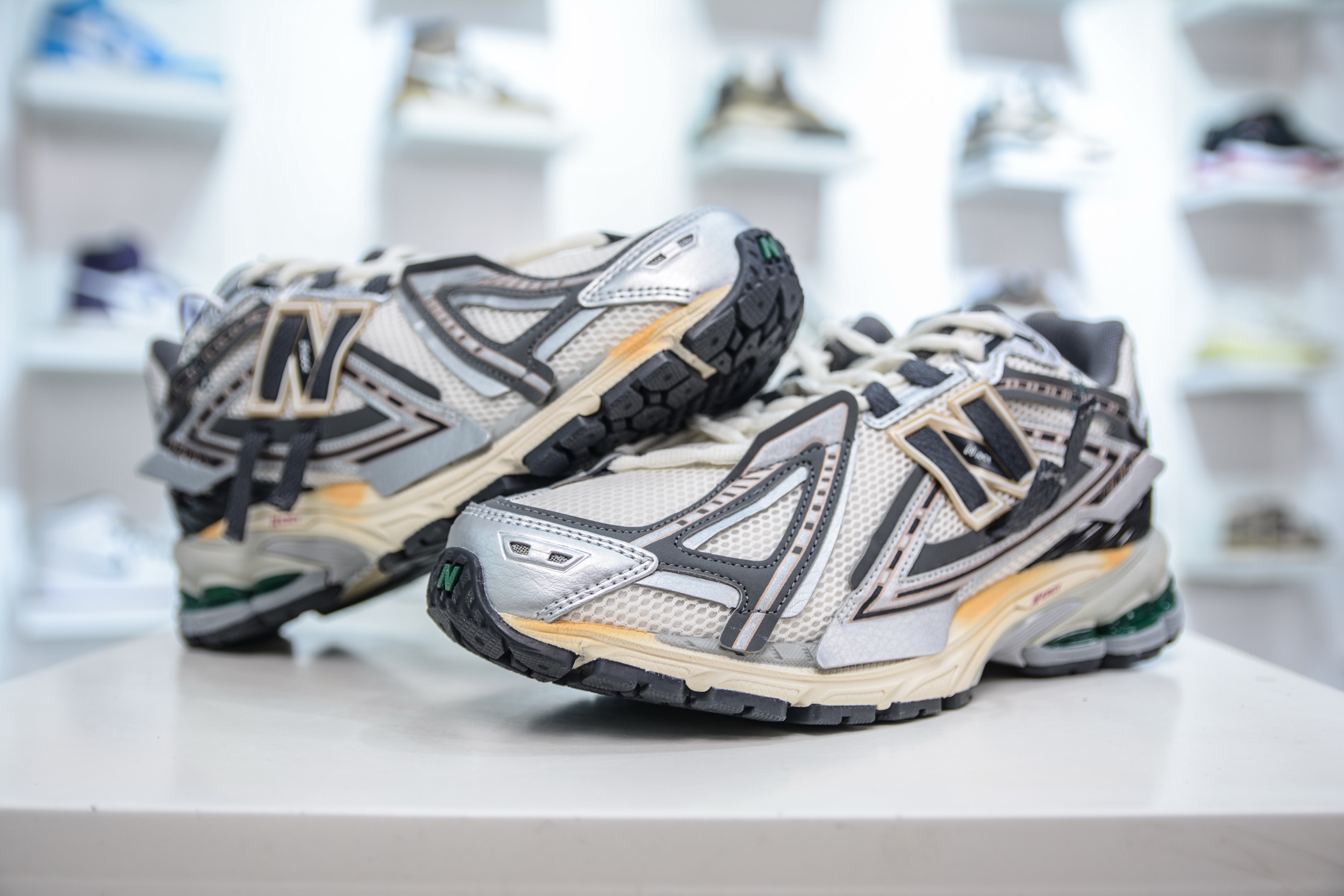 210  T版纯原 New Balance M1906R系列 复古老爹防滑耐磨低帮 跑步鞋 M1906AD