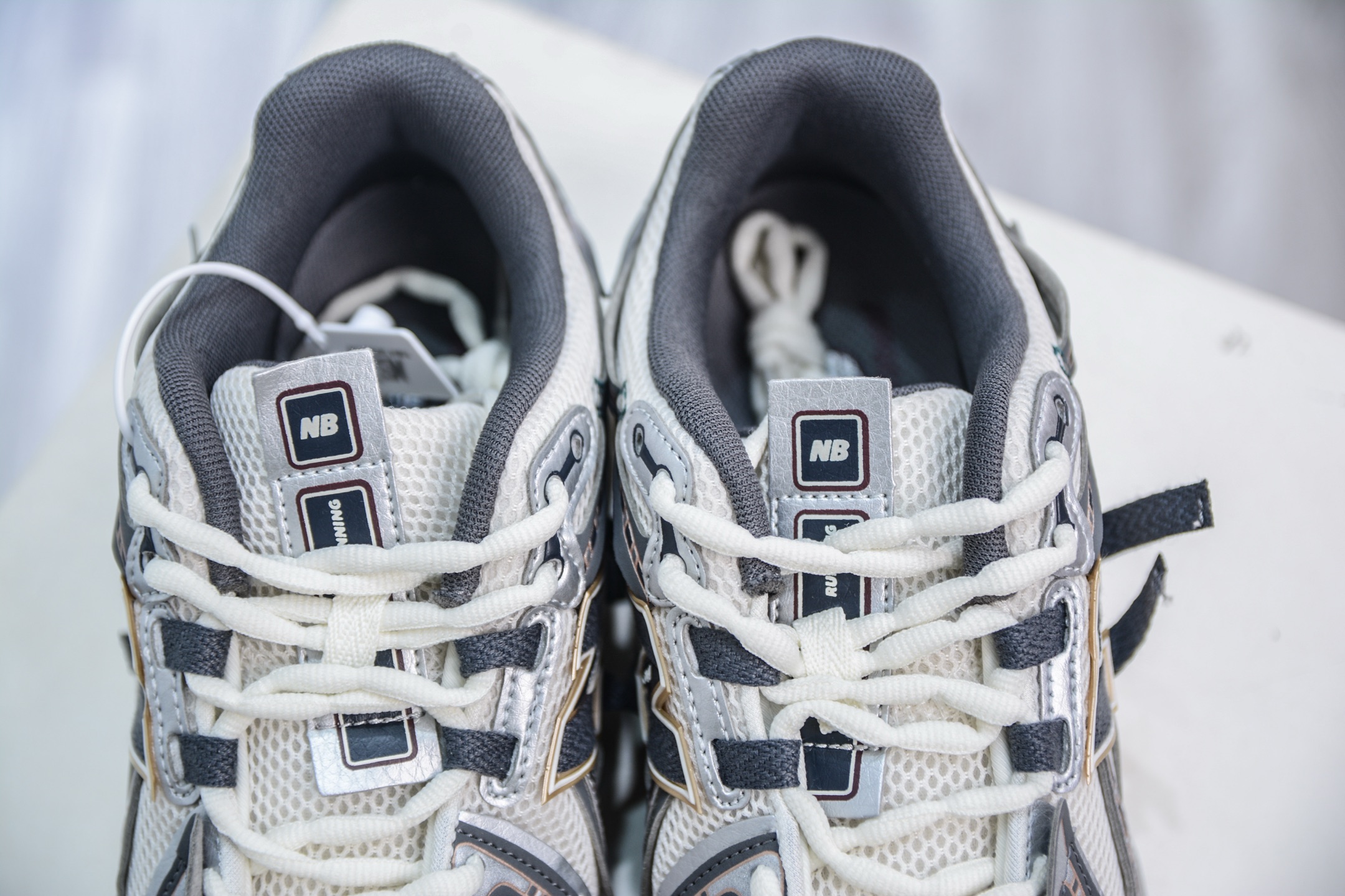 210  T版纯原 New Balance M1906R系列 复古老爹防滑耐磨低帮 跑步鞋 M1906AD