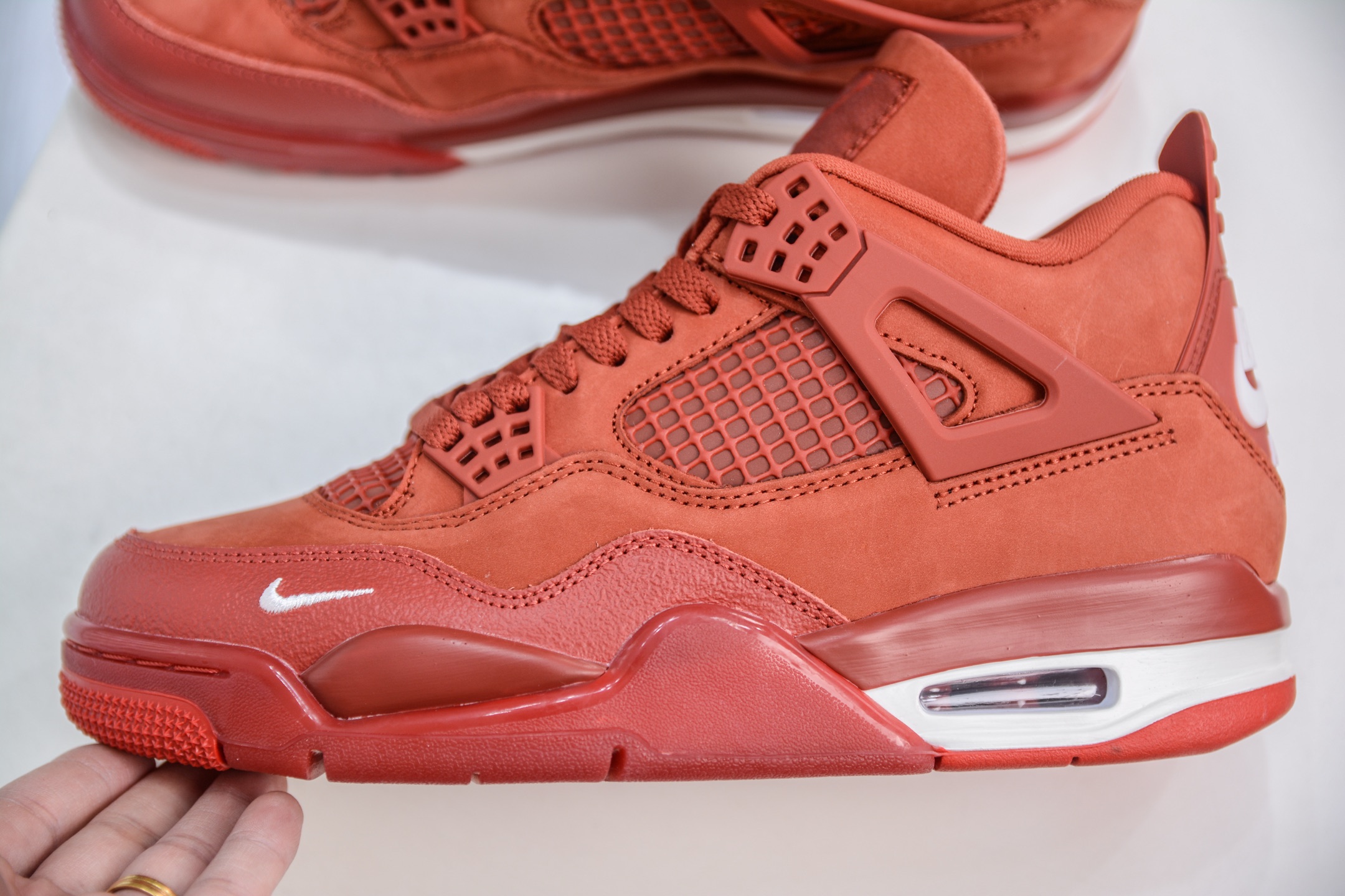 420  （F版） 320 （KZ） 260 （PB） 多版本供应 Nigel Sylvester x Air Jordan AJ4 “Brick by Brick” 联名红砖   HF4340-800