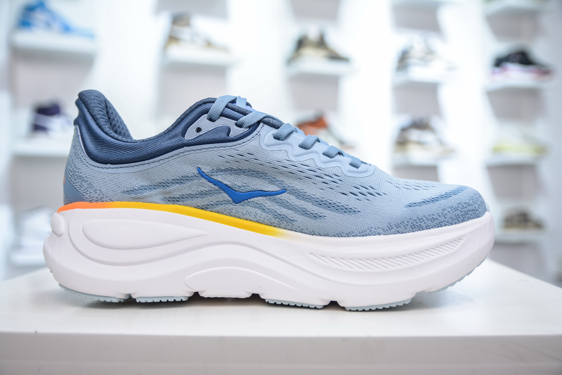 200  CS版 HOKA ONE ONE Bondi 9 WIDE 邦迪九代舒适防滑耐磨低帮休闲跑步鞋  1162013/DNP