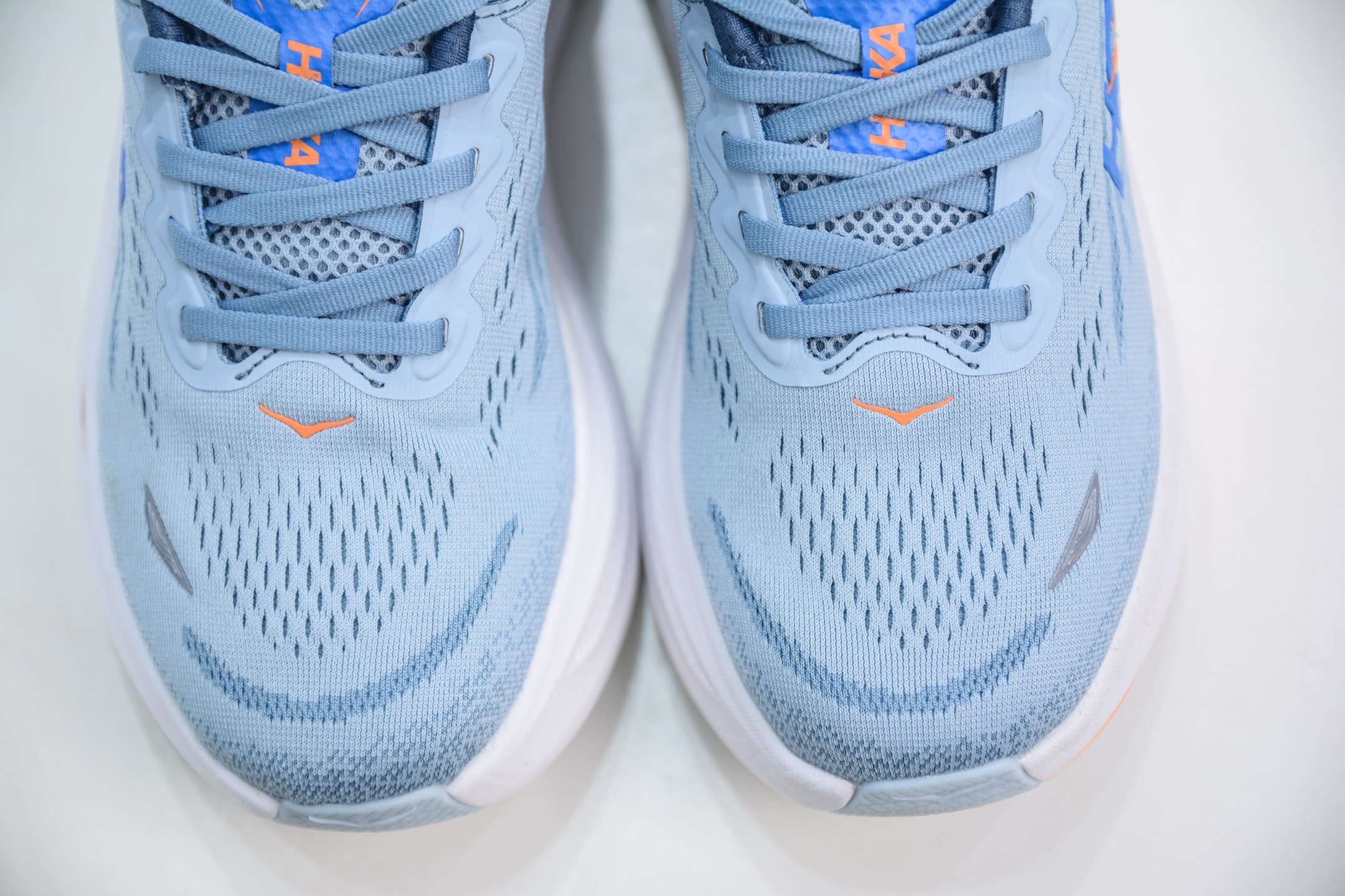 200  CS版 HOKA ONE ONE Bondi 9 WIDE 邦迪九代舒适防滑耐磨低帮休闲跑步鞋  1162013/DNP