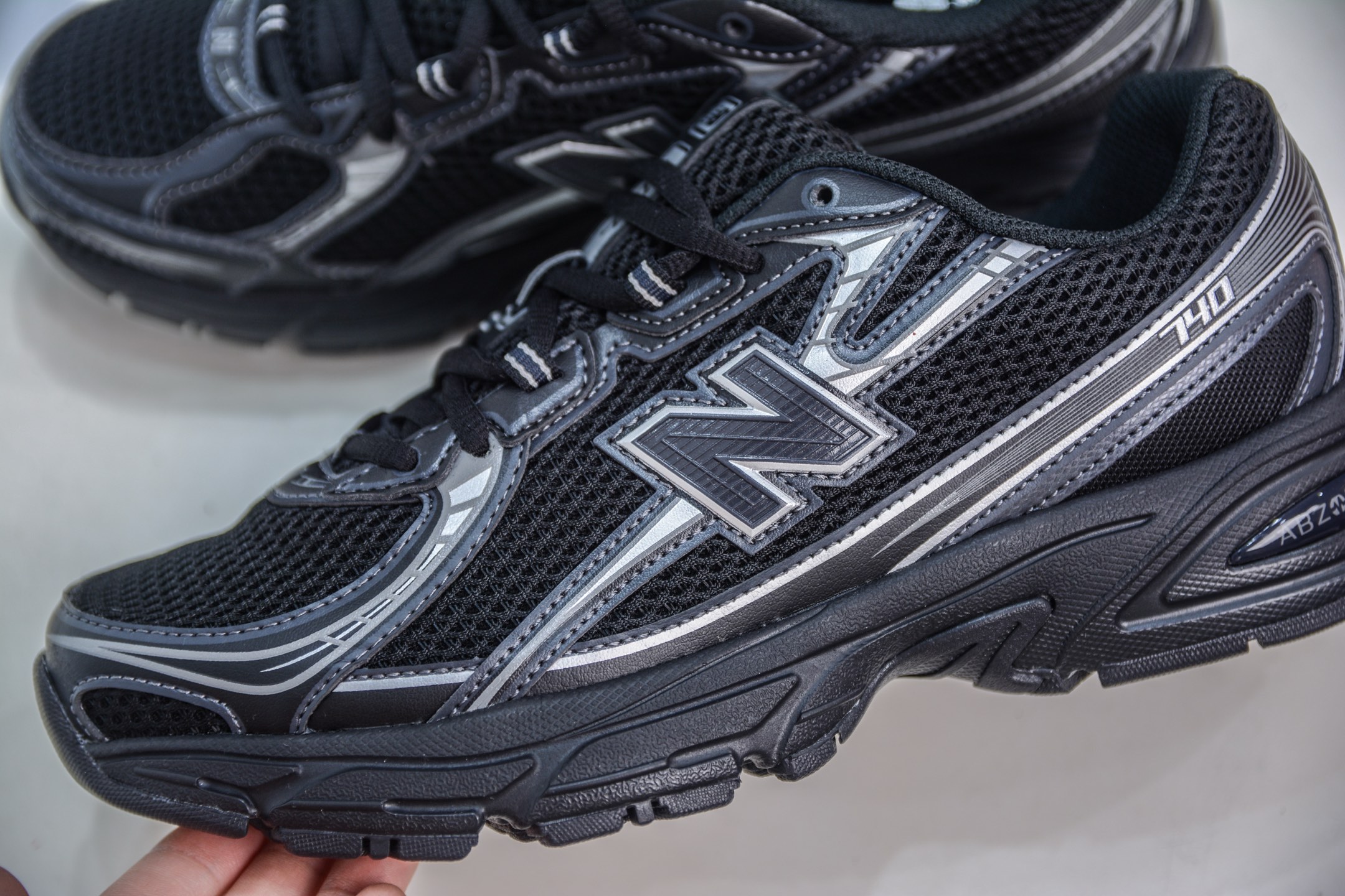 190 DT纯原 New Balance 740系列 复古休闲运动慢跑鞋 U740BM2