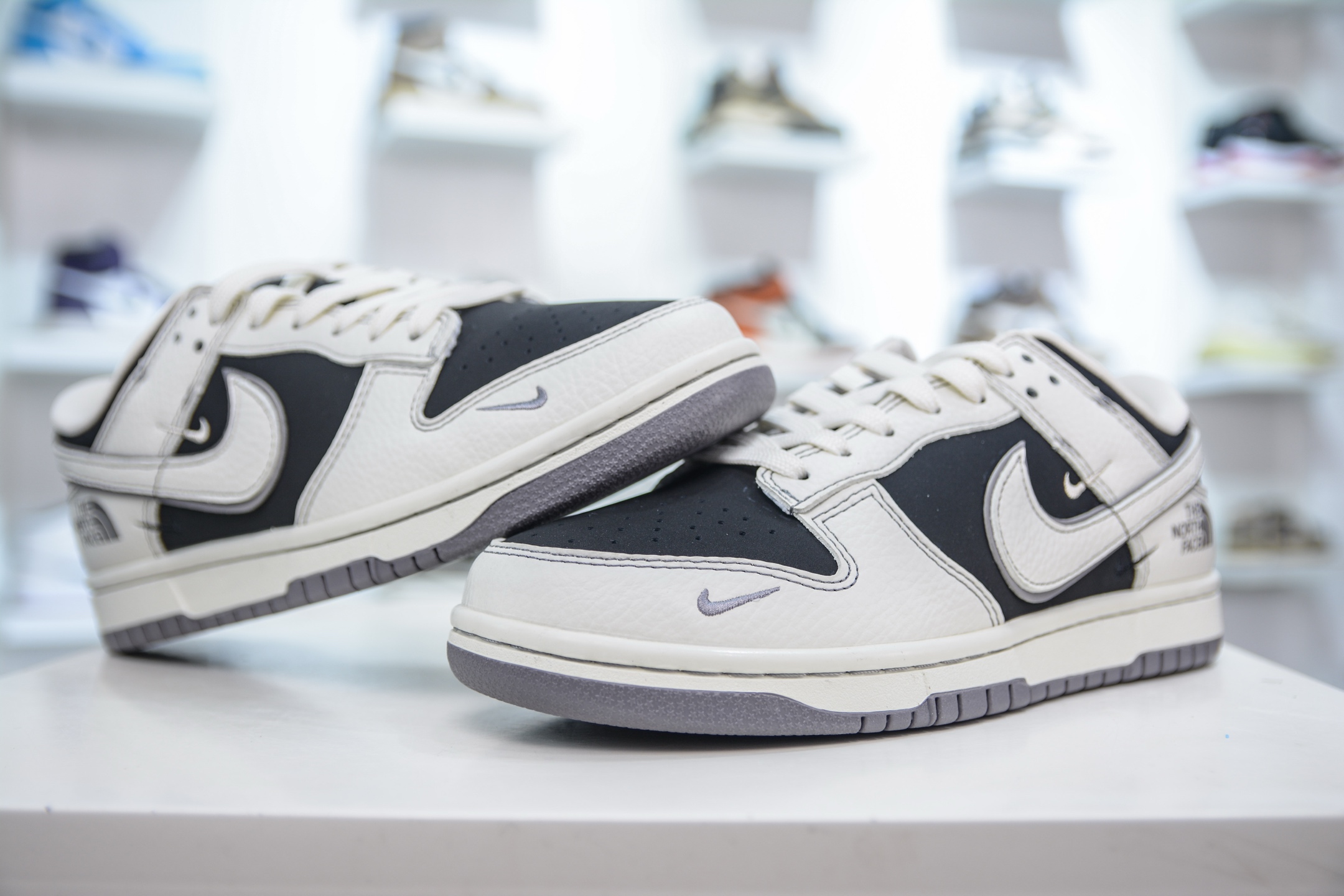 280 Nike SB Dunk Low x The North Face 北面联名-奶白黑灰 SC9207-404