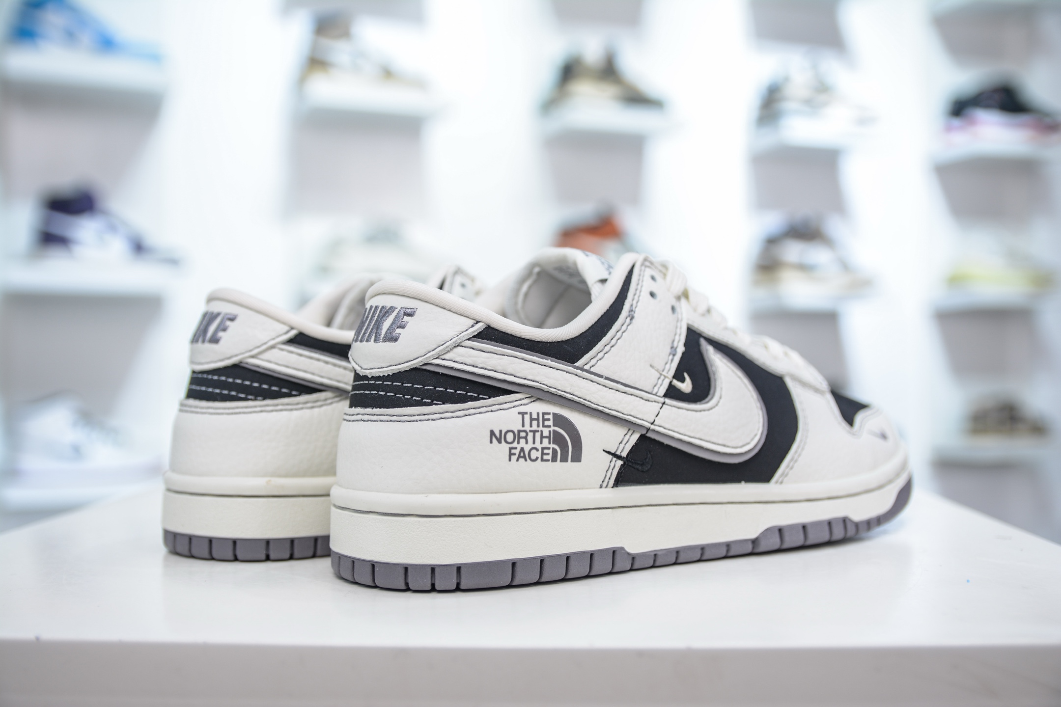 280 Nike SB Dunk Low x The North Face 北面联名-奶白黑灰 SC9207-404