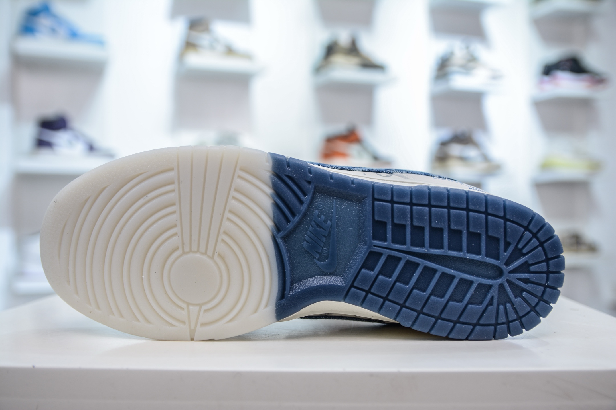 280 Nike SB Dunk Low x Louis Vuitton LV联名-白蓝牛仔布 CH8311-287