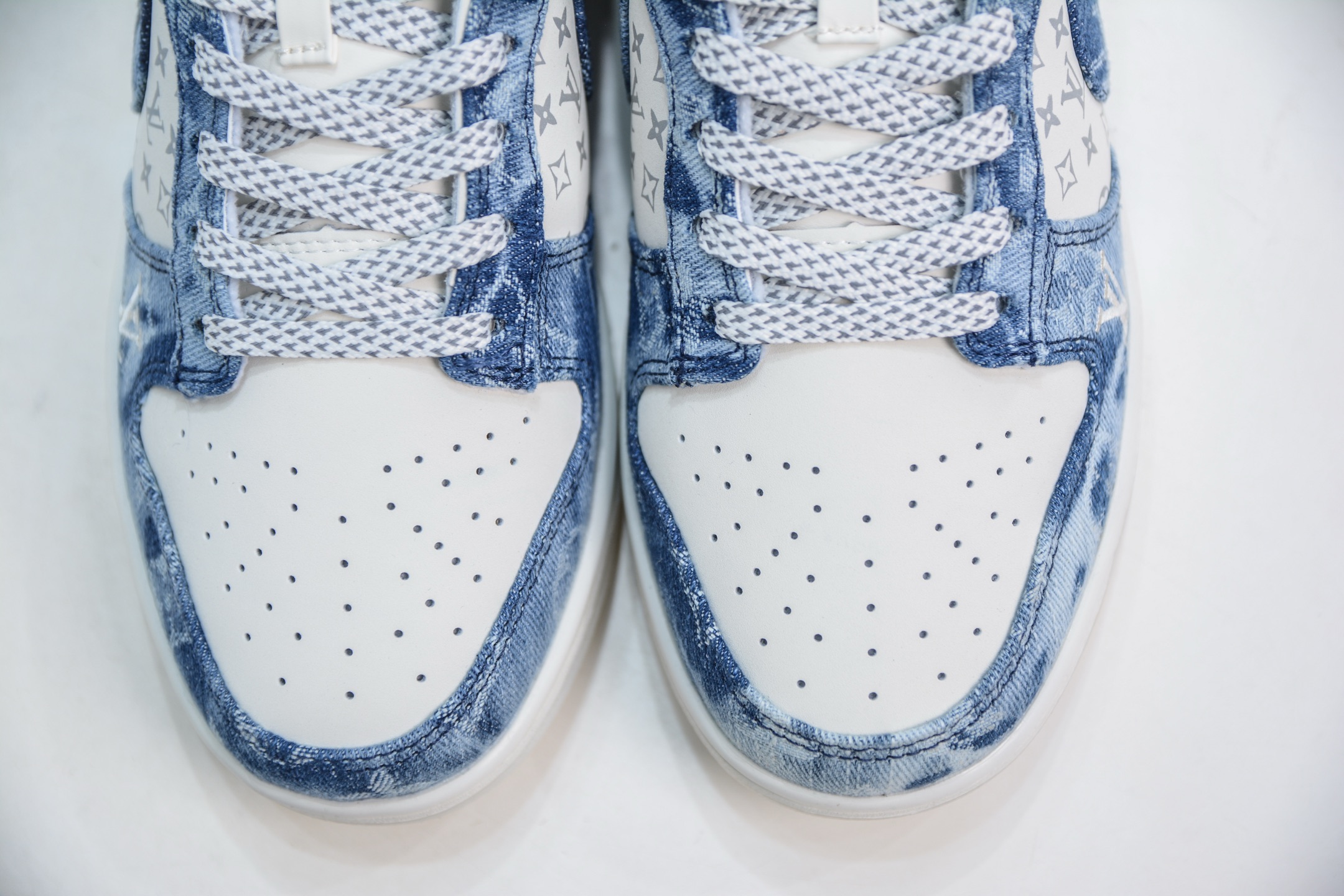 280 Nike SB Dunk Low x Louis Vuitton LV联名-白蓝牛仔布 CH8311-287