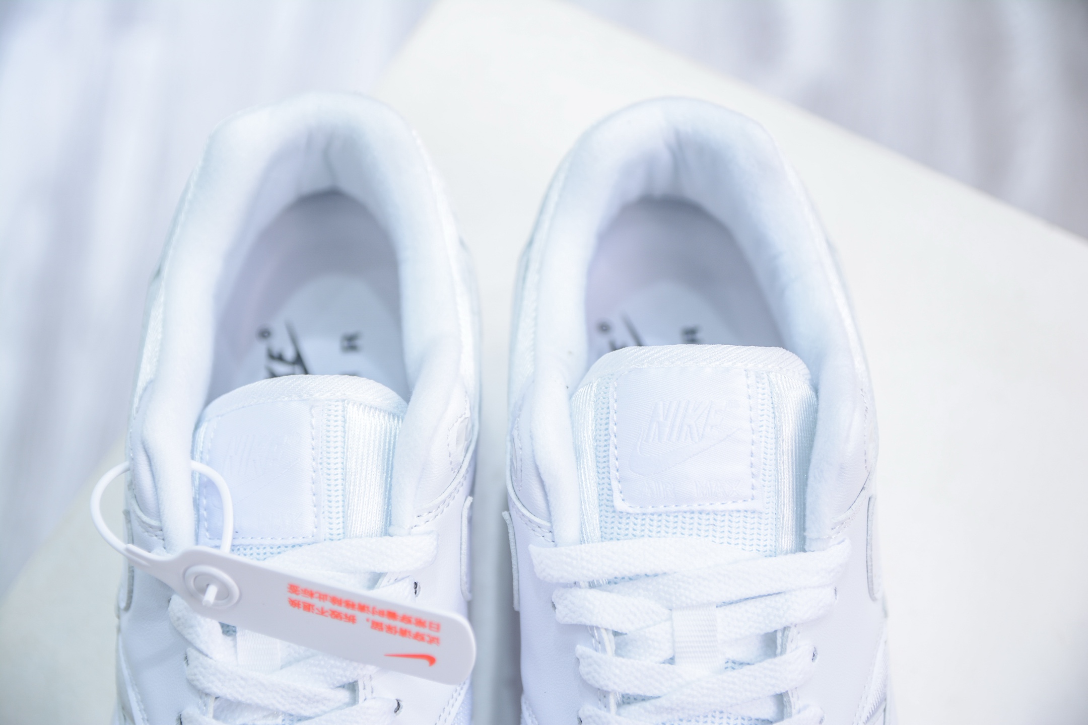 230 NK Air Max 1 初代复古气垫慢跑鞋 454746-107