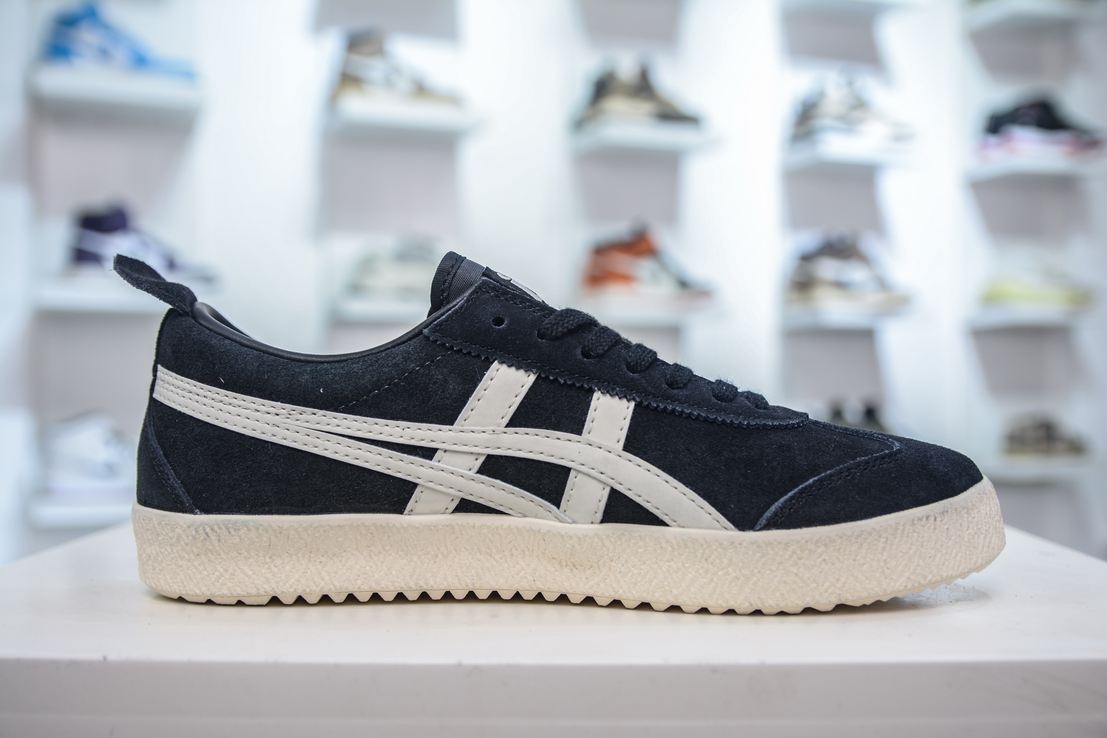 160 Onitsuka Tiger 鬼冢虎 MEXICO 66 DELEGATION 舒适百搭 防滑耐磨 低帮 板鞋 1183C344-001