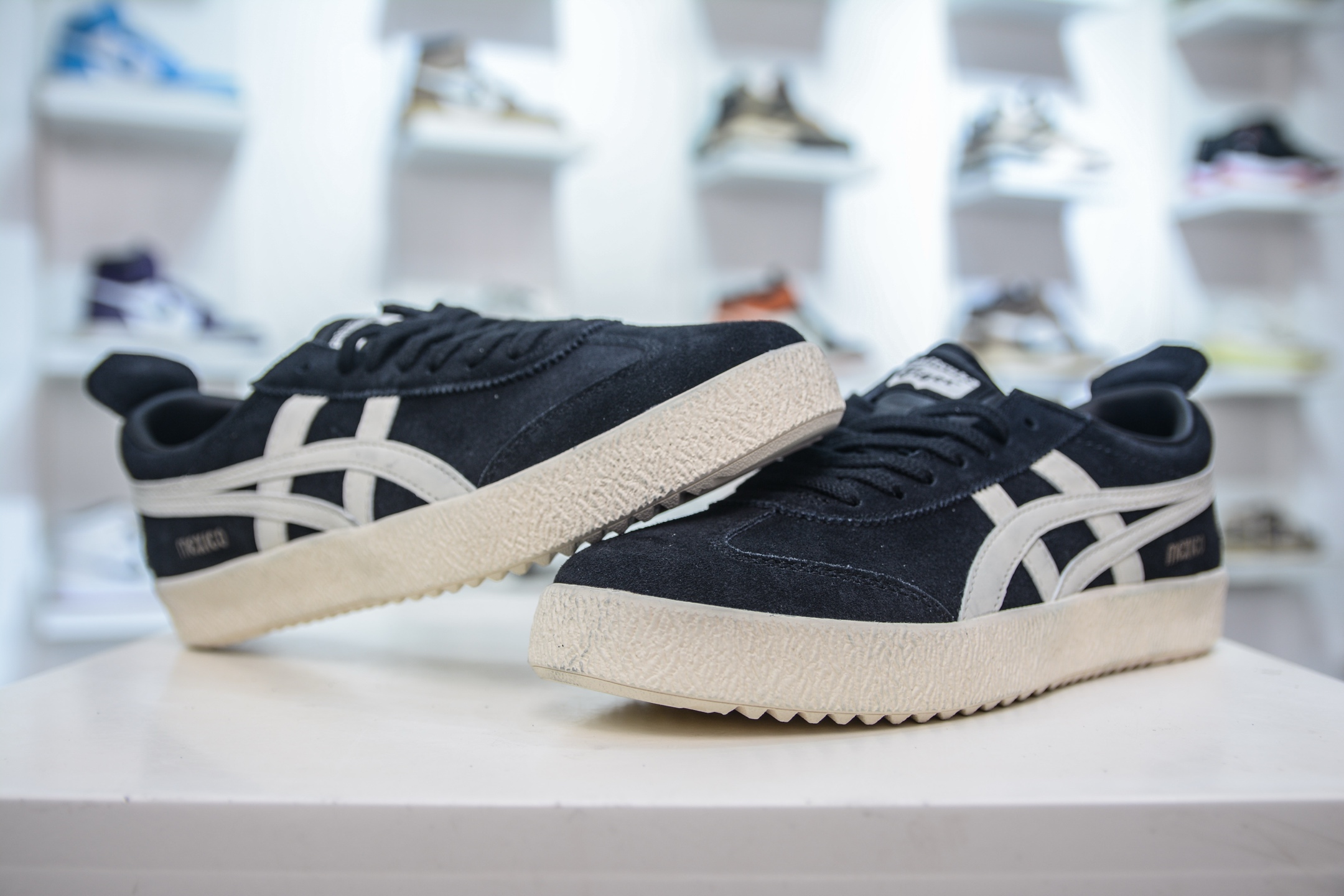 160 Onitsuka Tiger 鬼冢虎 MEXICO 66 DELEGATION 舒适百搭 防滑耐磨 低帮 板鞋 1183C344-001
