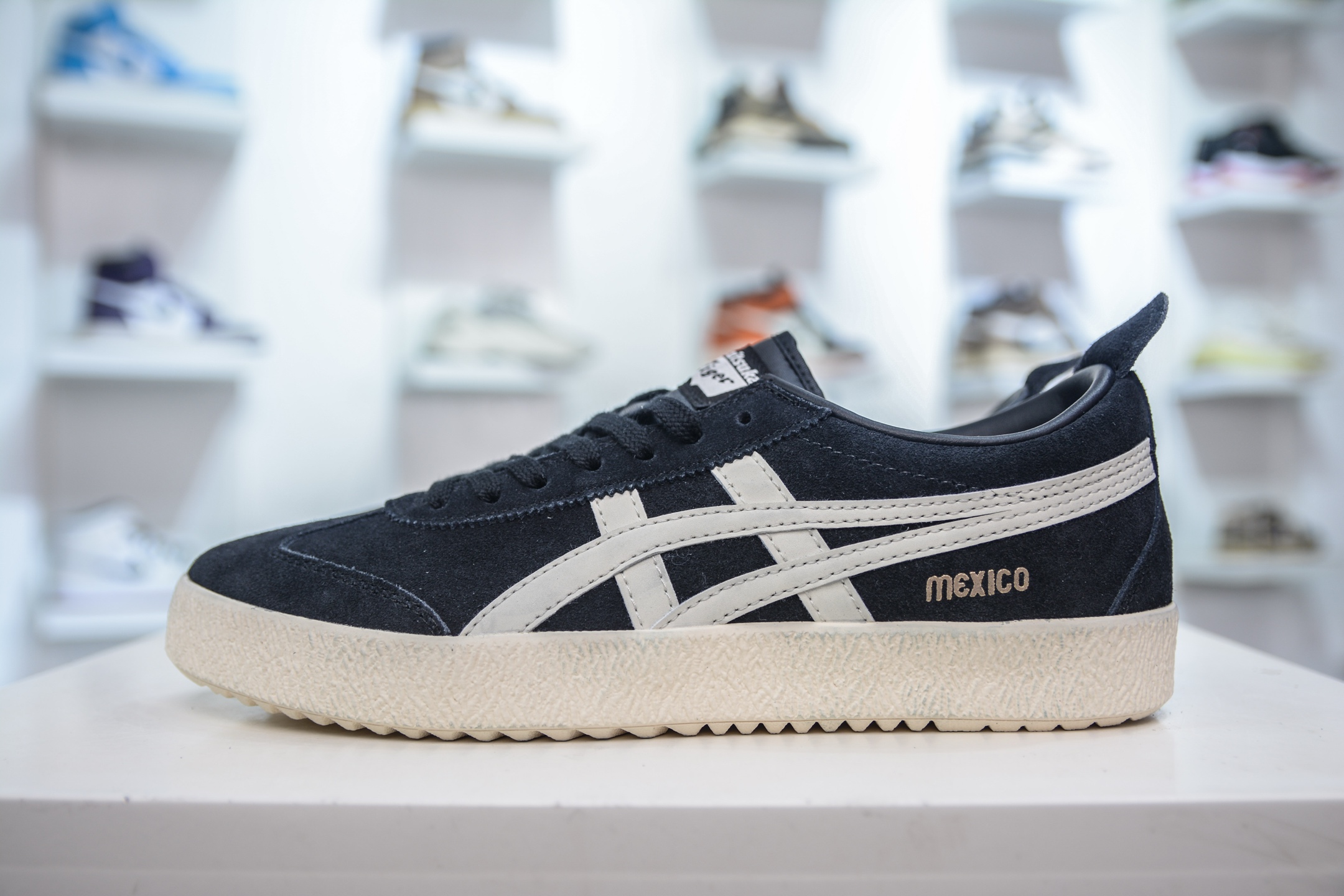 160 Onitsuka Tiger 鬼冢虎 MEXICO 66 DELEGATION 舒适百搭 防滑耐磨 低帮 板鞋 1183C344-001