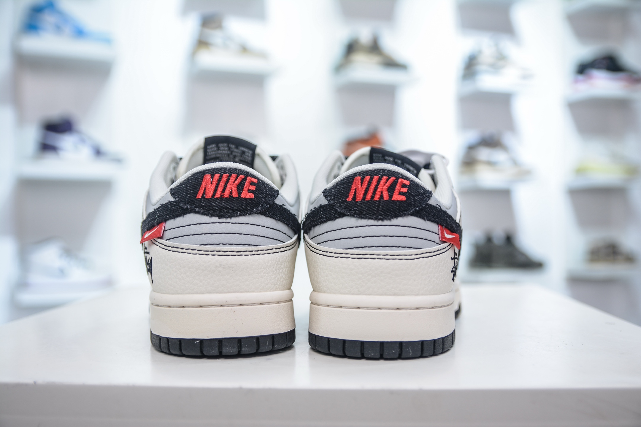280 Nike SB Dunk Low x Stussy 斯图西联名-白黑布勾 ZH2598-266