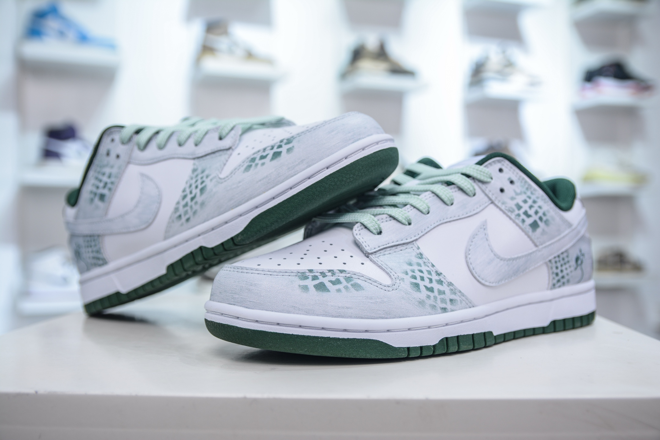280 YC纯原 NK Dunk Low 森林之子 国风白绿 DD1391-101