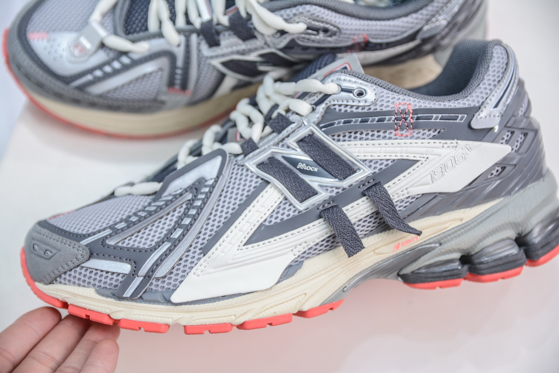 210 T版纯原 New Balance M1906R系列 复古老爹防滑耐磨低帮 跑步鞋 M1906AC