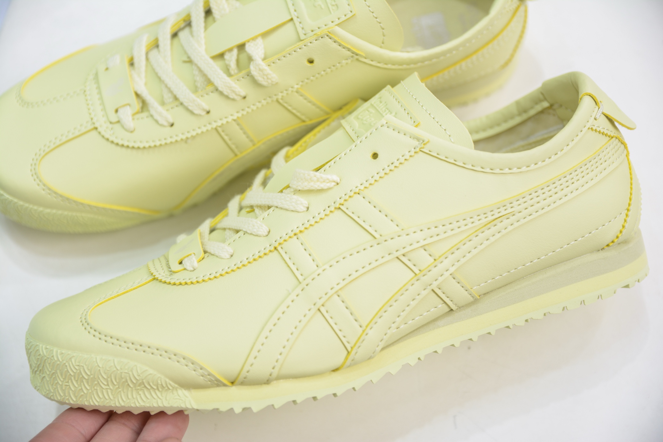 160 Onitsuka Tiger Mexico 66 SD 鬼冢虎 经典虎爪百搭休闲皮革慢跑鞋 1183C347-750