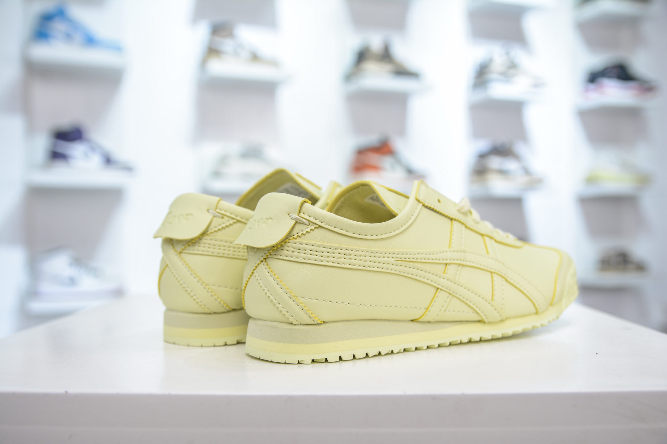 160 Onitsuka Tiger Mexico 66 SD 鬼冢虎 经典虎爪百搭休闲皮革慢跑鞋 1183C347-750