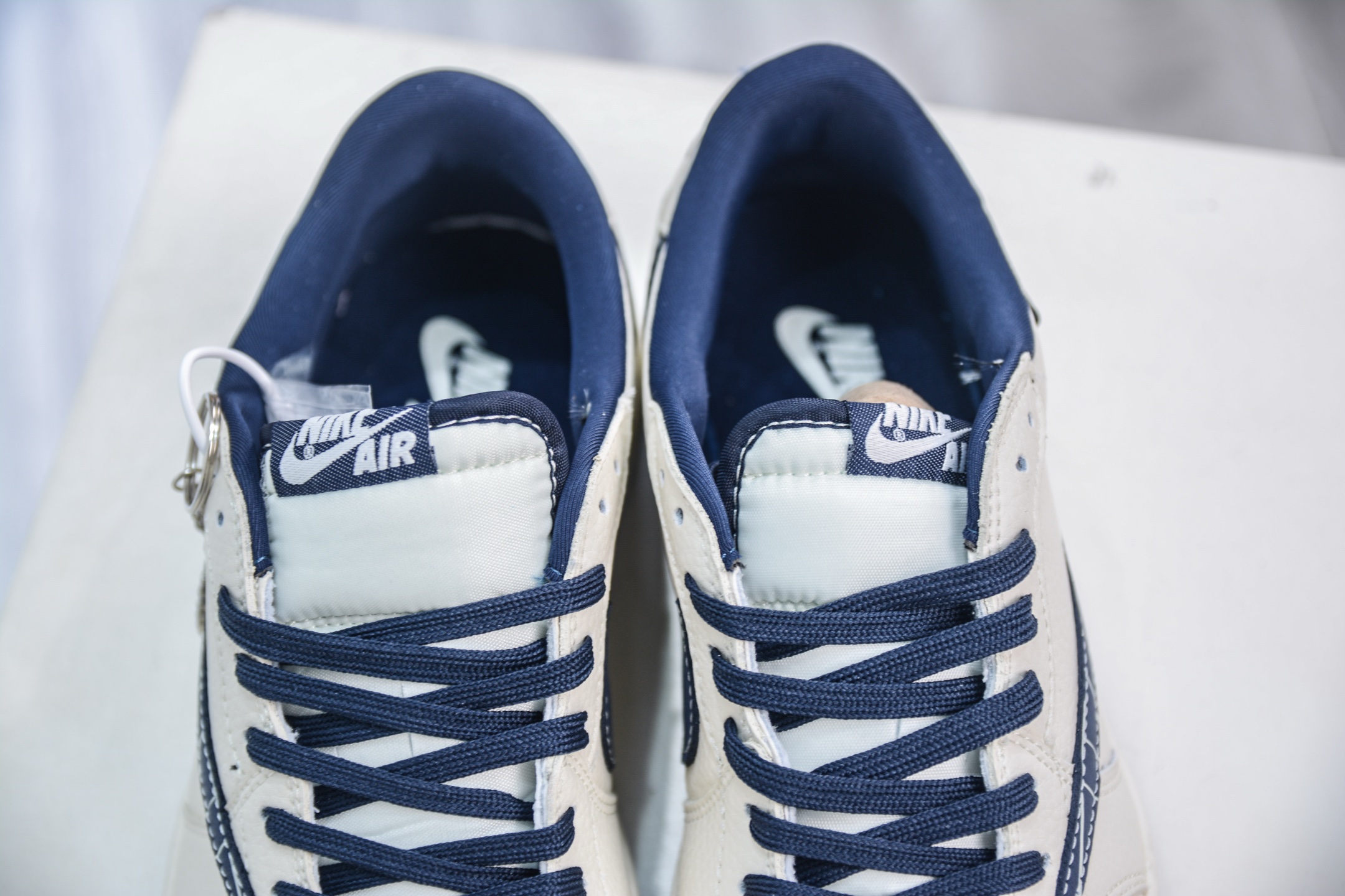 270 Travis Scott x Nike Air Jordan 1 Low x Champion 冠军联名-白深蓝裂纹勾 LD2025-015