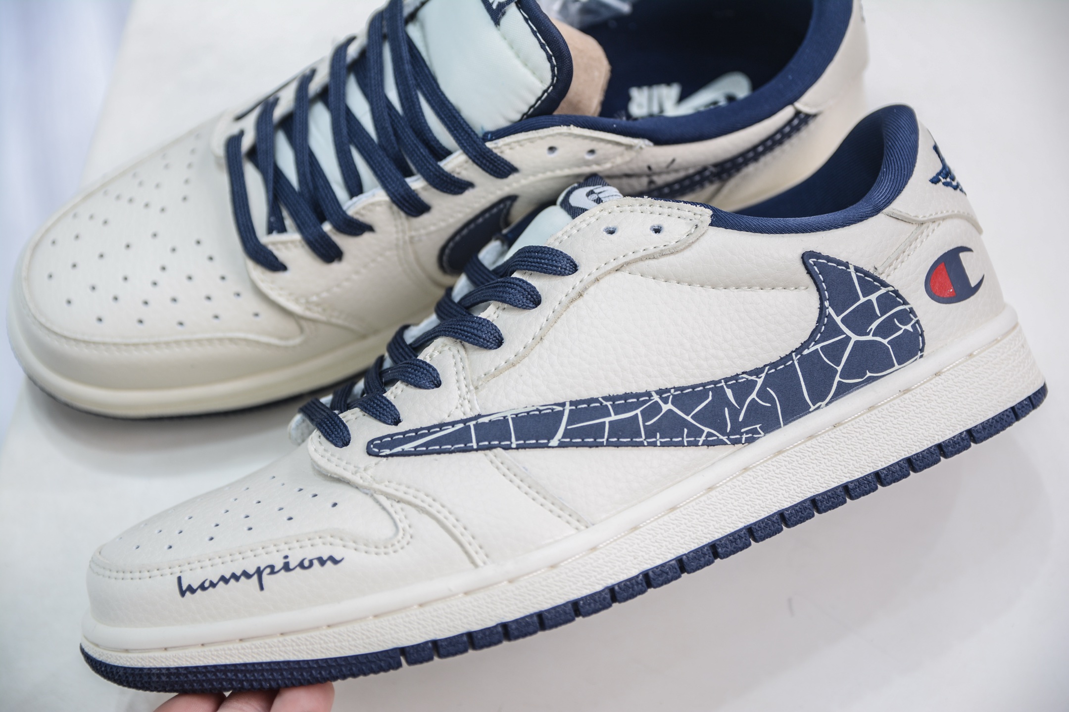 270 Travis Scott x Nike Air Jordan 1 Low x Champion 冠军联名-白深蓝裂纹勾 LD2025-015