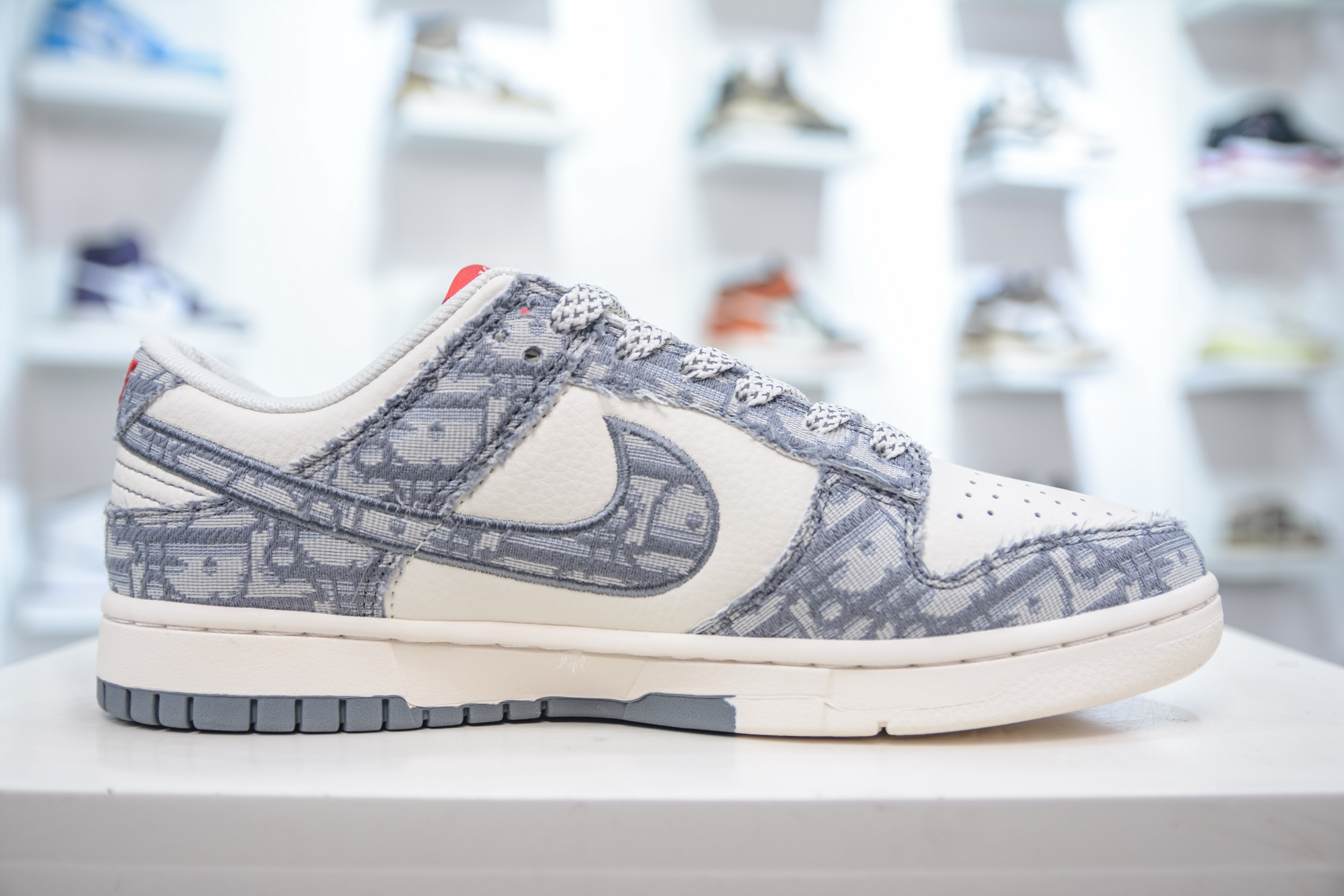 280 Nike SB Dunk Low x DIOR 迪奥联名-灰白蓝牛仔 SJ2558-013