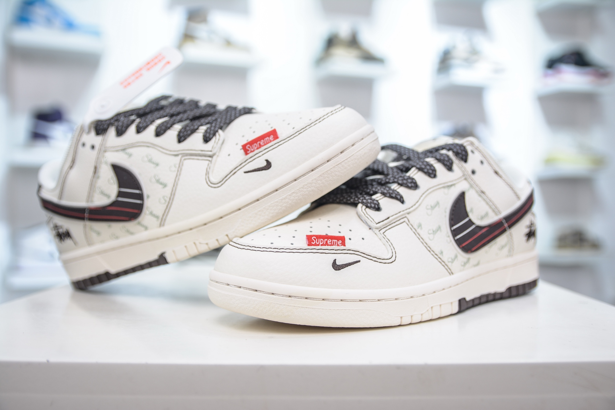 280 Nike SB Dunk Low x Supreme x Stussy SUP斯图西联名-白棕双拼红线 XS6089-536