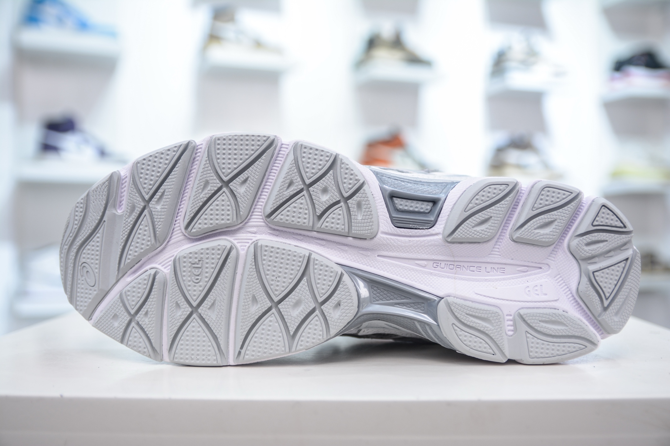 200 Asics Gel-NYC 纯原版本 亚瑟士运动休闲透气专业跑鞋 1203A280-100