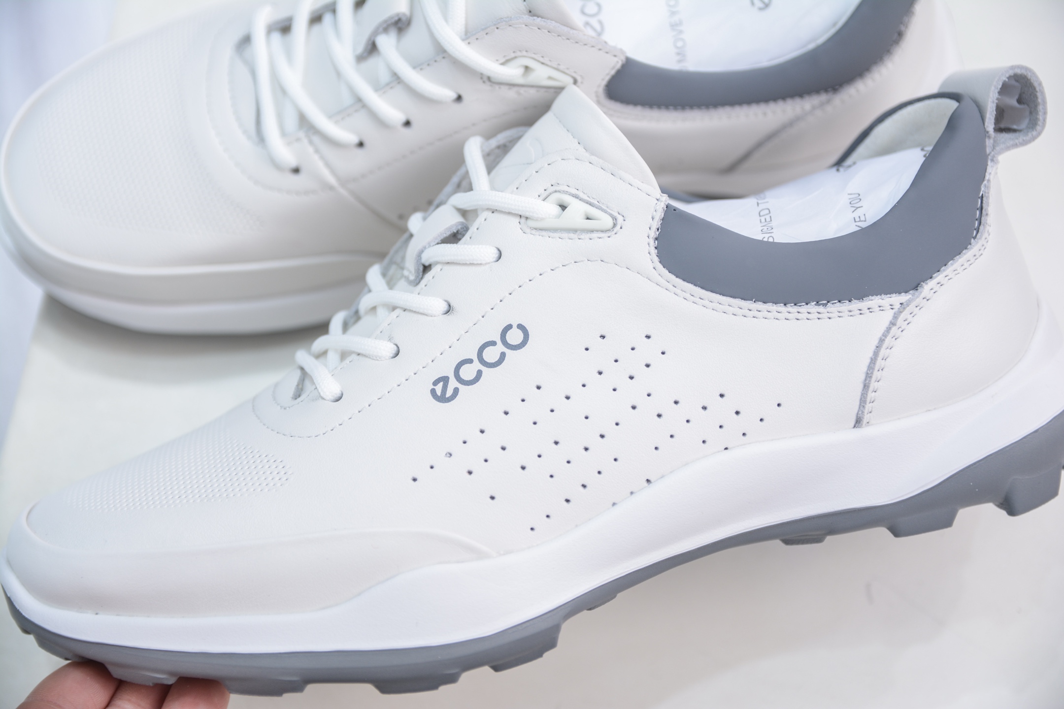 300 ECCO爱步新款户外鞋缓震耐磨越野跑鞋男健步BIOMC系列