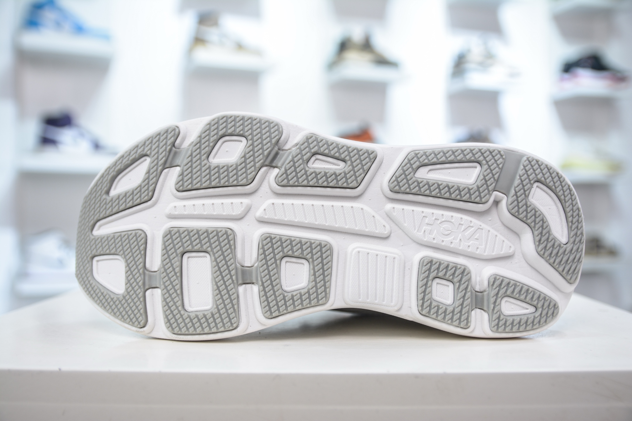 200 CS版 HOKA ONE ONE Bondi 9 WIDE 邦迪九代舒适防滑耐磨低帮休闲跑步鞋 1162012/SDSTS