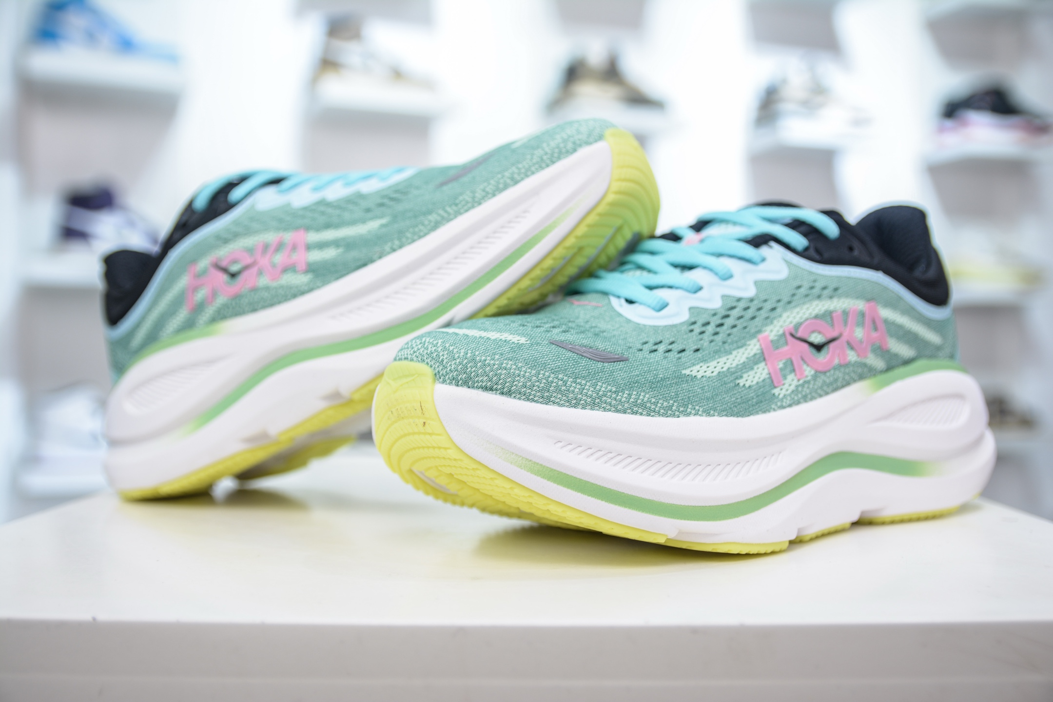 200 CS版 HOKA ONE ONE Bondi 9 WIDE 邦迪九代舒适防滑耐磨低帮休闲跑步鞋 1162011/GREN