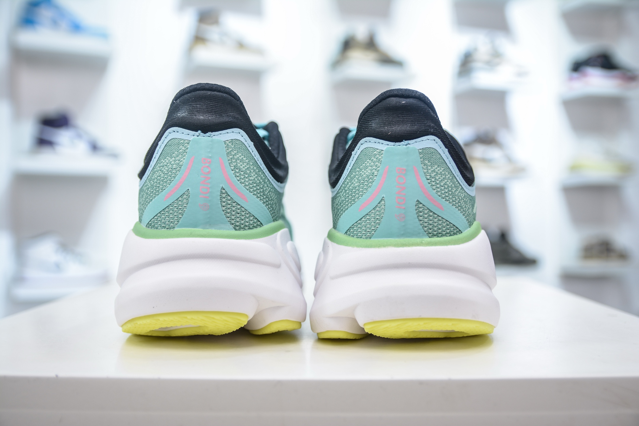 200 CS版 HOKA ONE ONE Bondi 9 WIDE 邦迪九代舒适防滑耐磨低帮休闲跑步鞋 1162011/GREN