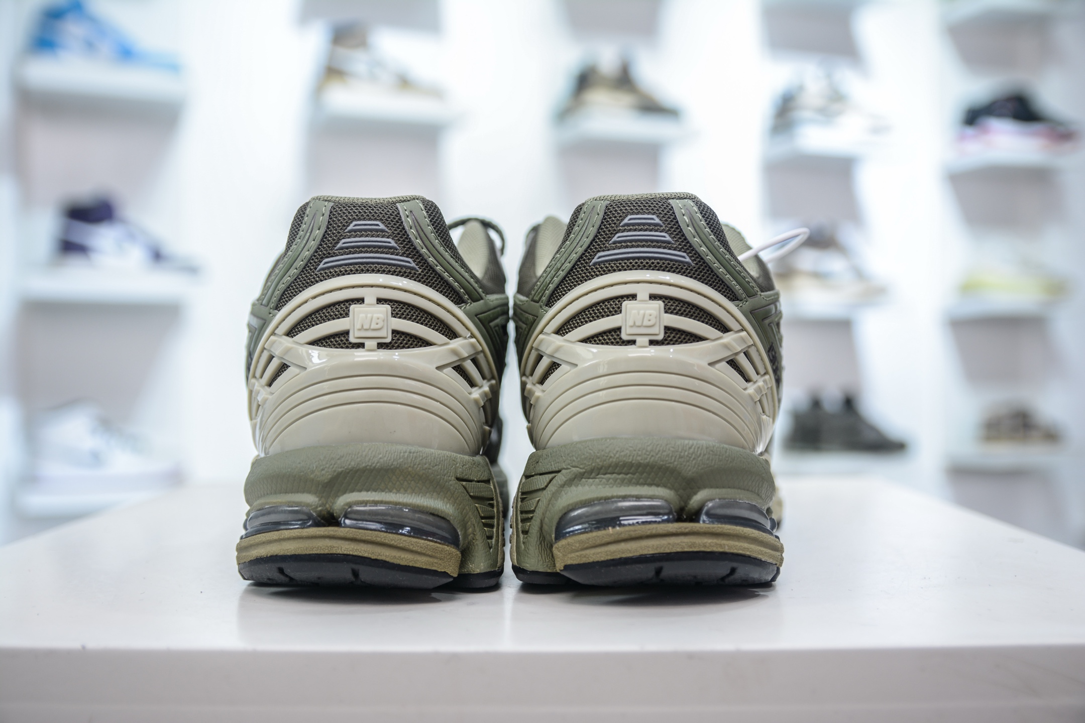 210 T版纯原 New Balance M1906R系列 复古老爹防滑耐磨低帮 跑步鞋 M1906RLO
