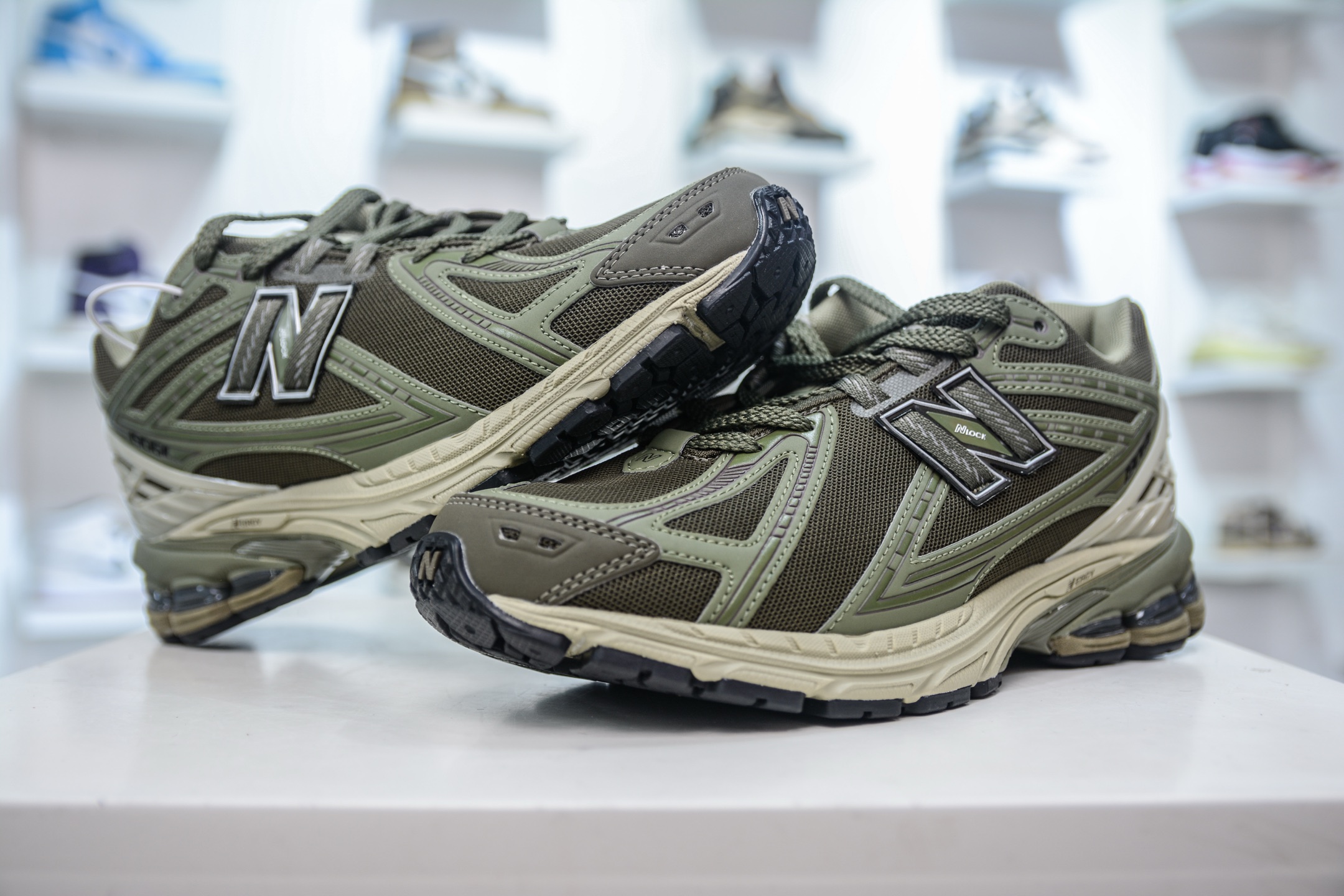 210 T版纯原 New Balance M1906R系列 复古老爹防滑耐磨低帮 跑步鞋 M1906RLO