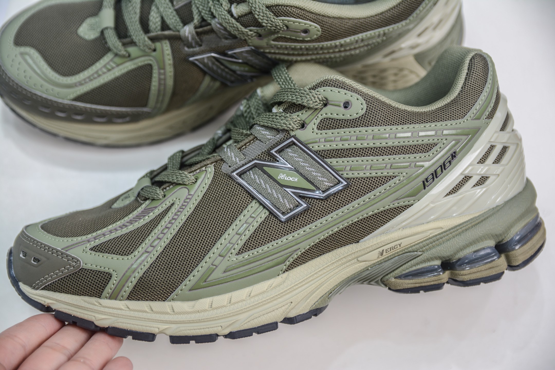210 T版纯原 New Balance M1906R系列 复古老爹防滑耐磨低帮 跑步鞋 M1906RLO