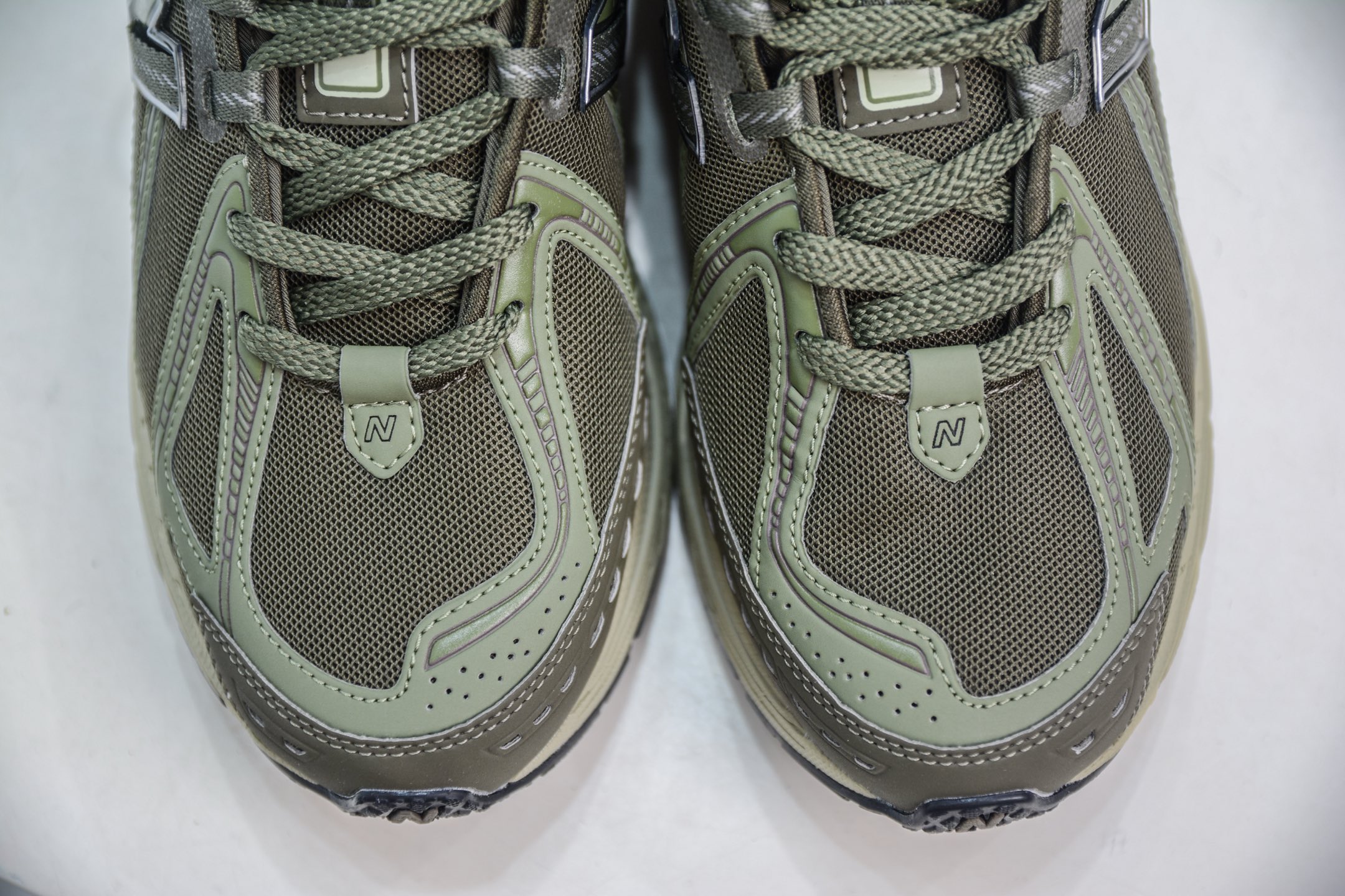210 T版纯原 New Balance M1906R系列 复古老爹防滑耐磨低帮 跑步鞋 M1906RLO