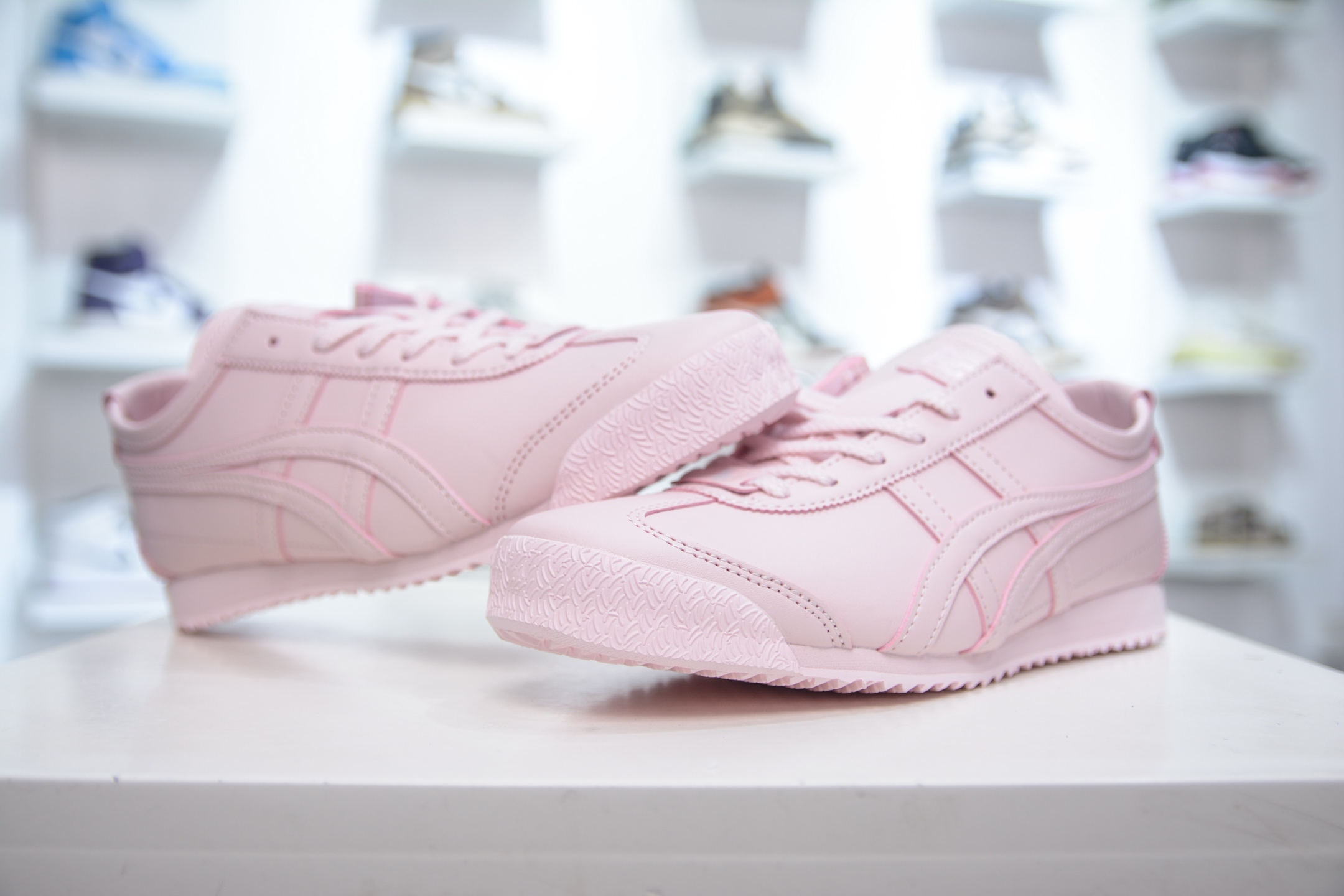 160 Onitsuka Tiger Mexico 66 SD 鬼冢虎 虎爪百搭休闲皮革慢跑鞋 1183C347-700