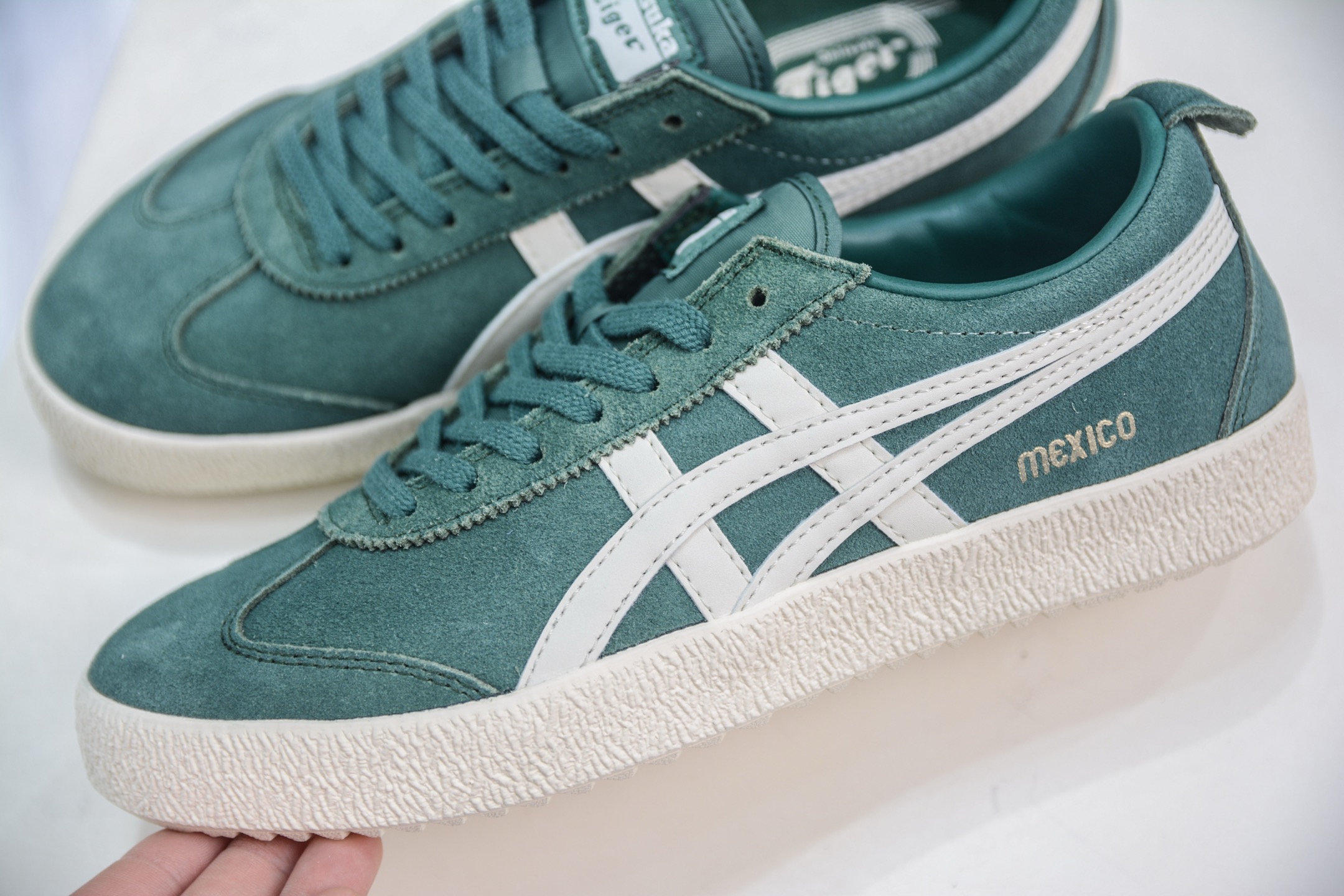 160 Onitsuka Tiger 鬼冢虎 MEXICO 66 DELEGATION 舒适百搭 防滑耐磨 低帮 板鞋 1183C344-300