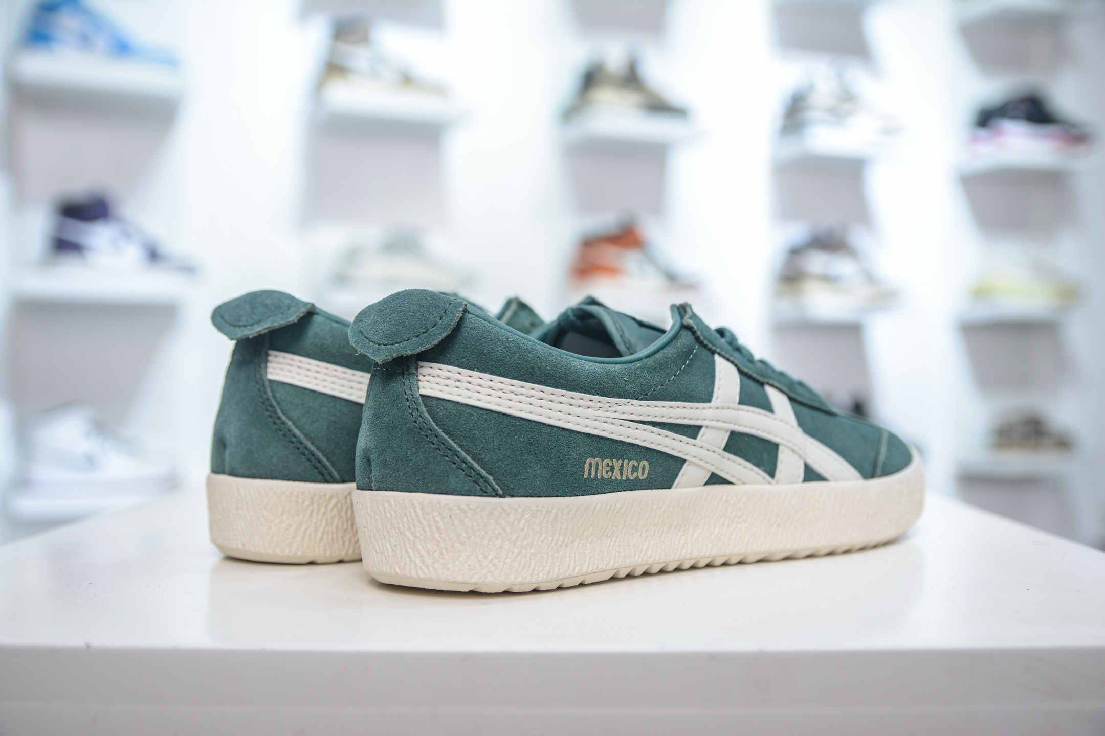 160 Onitsuka Tiger 鬼冢虎 MEXICO 66 DELEGATION 舒适百搭 防滑耐磨 低帮 板鞋 1183C344-300